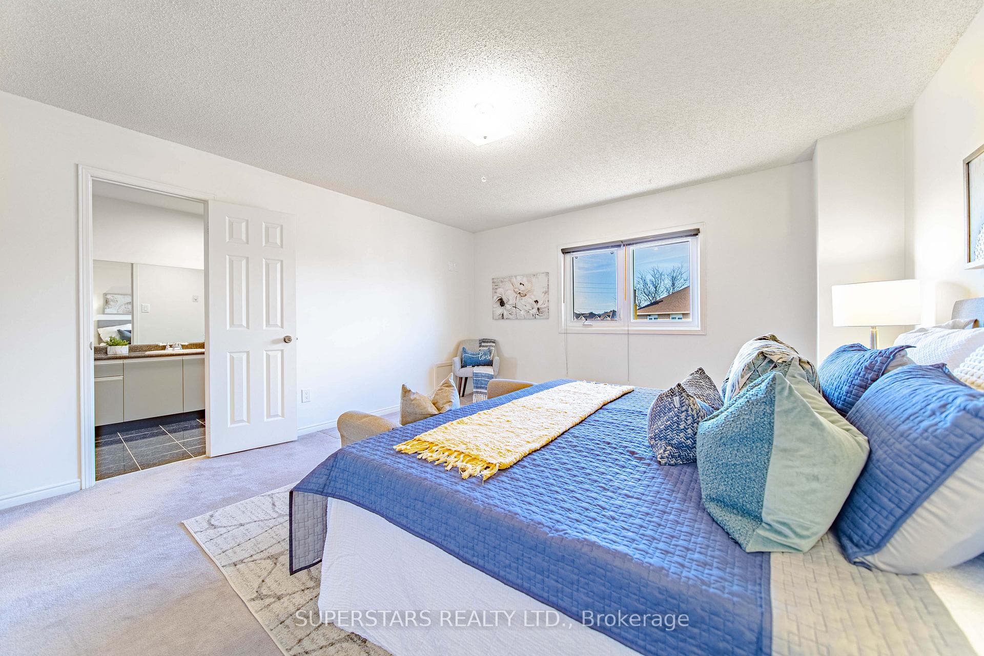 95 Clarion Crescent photo 17