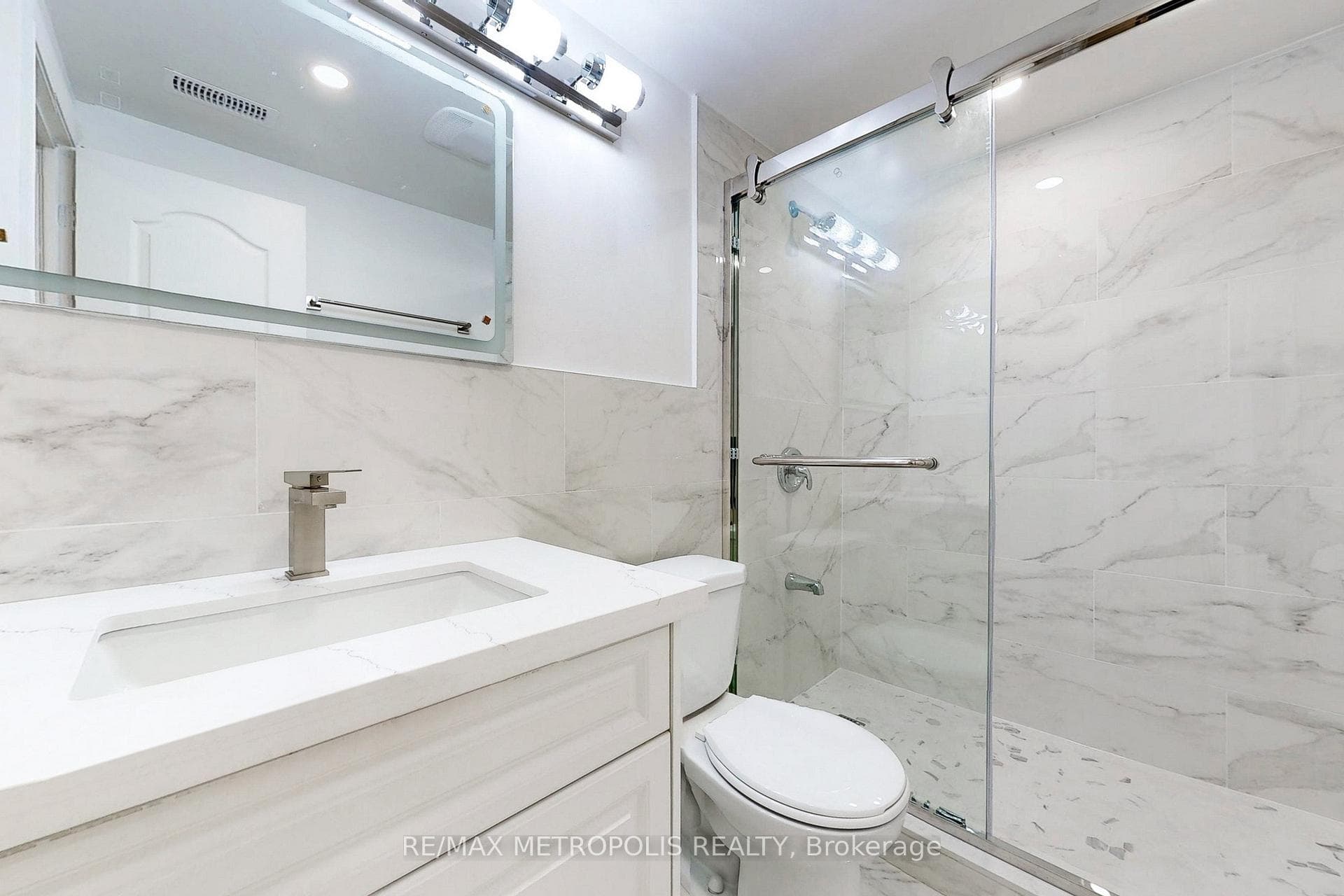 79 Ascolda Boulevard photo 27
