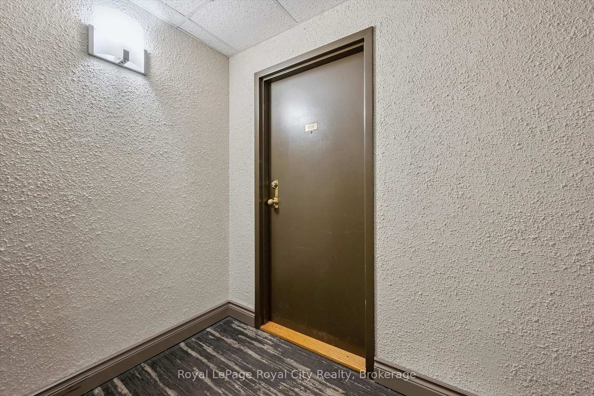 358 Waterloo Avenue Unit 606 photo 4
