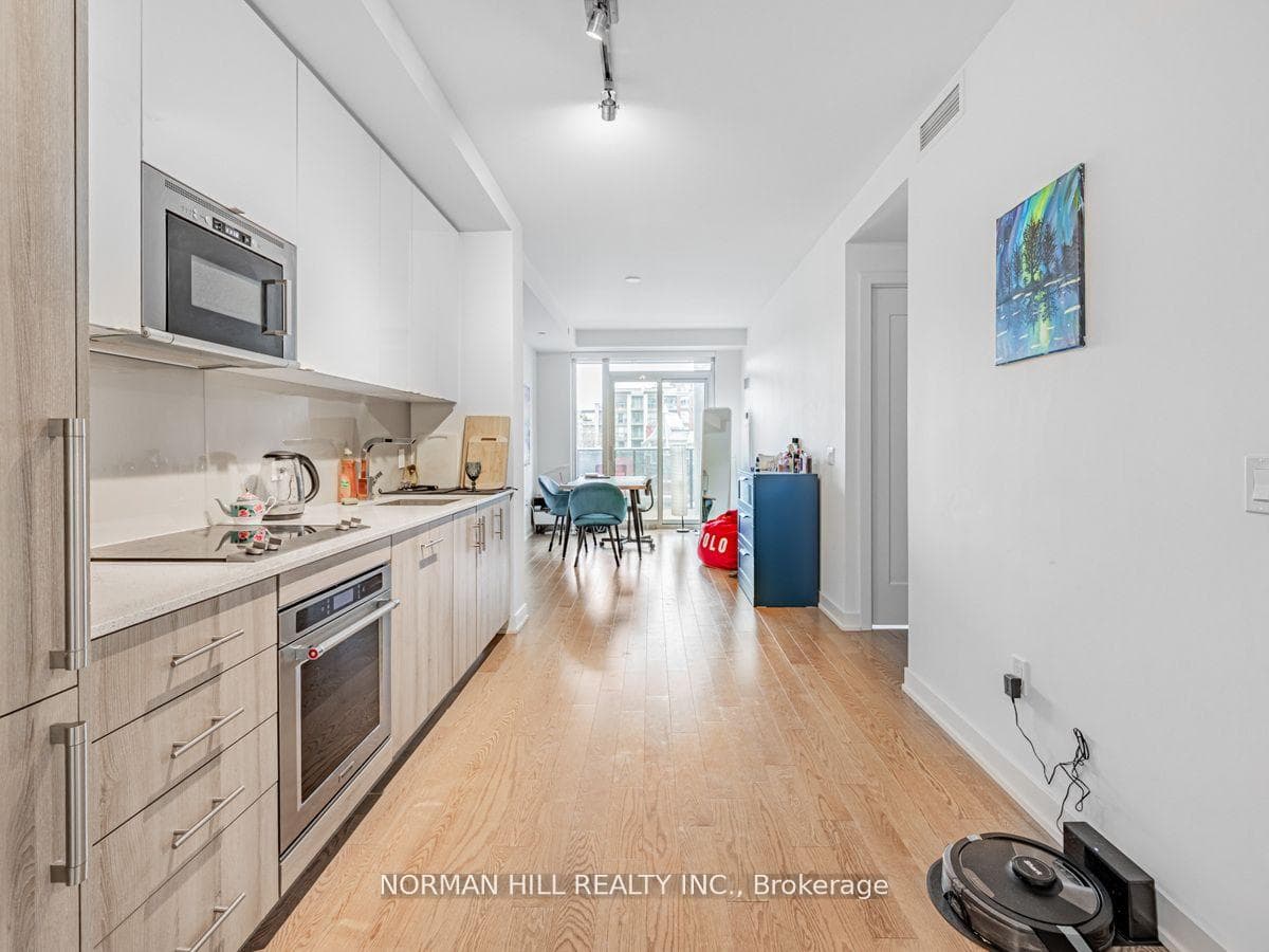 330 Richmond Street Unit 517 photo 5