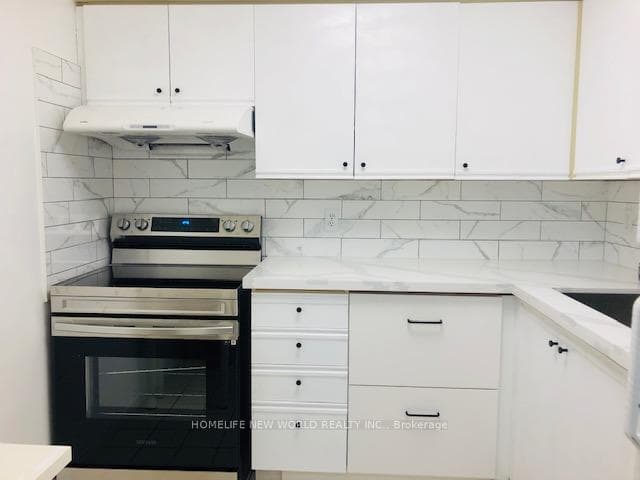 18 Hillcrest Avenue Unit 1603 photo 3