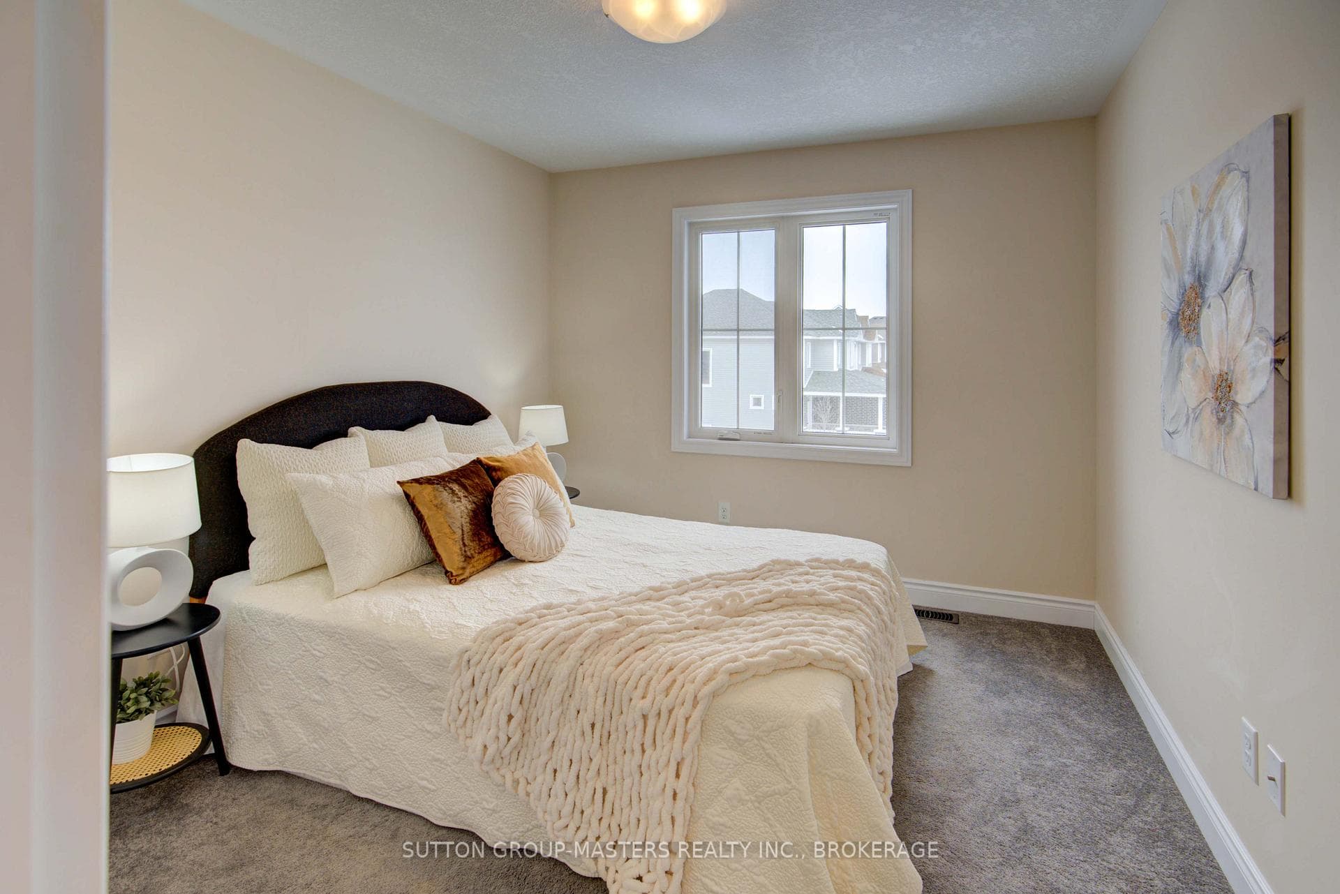 528 Beth Crescent photo 16