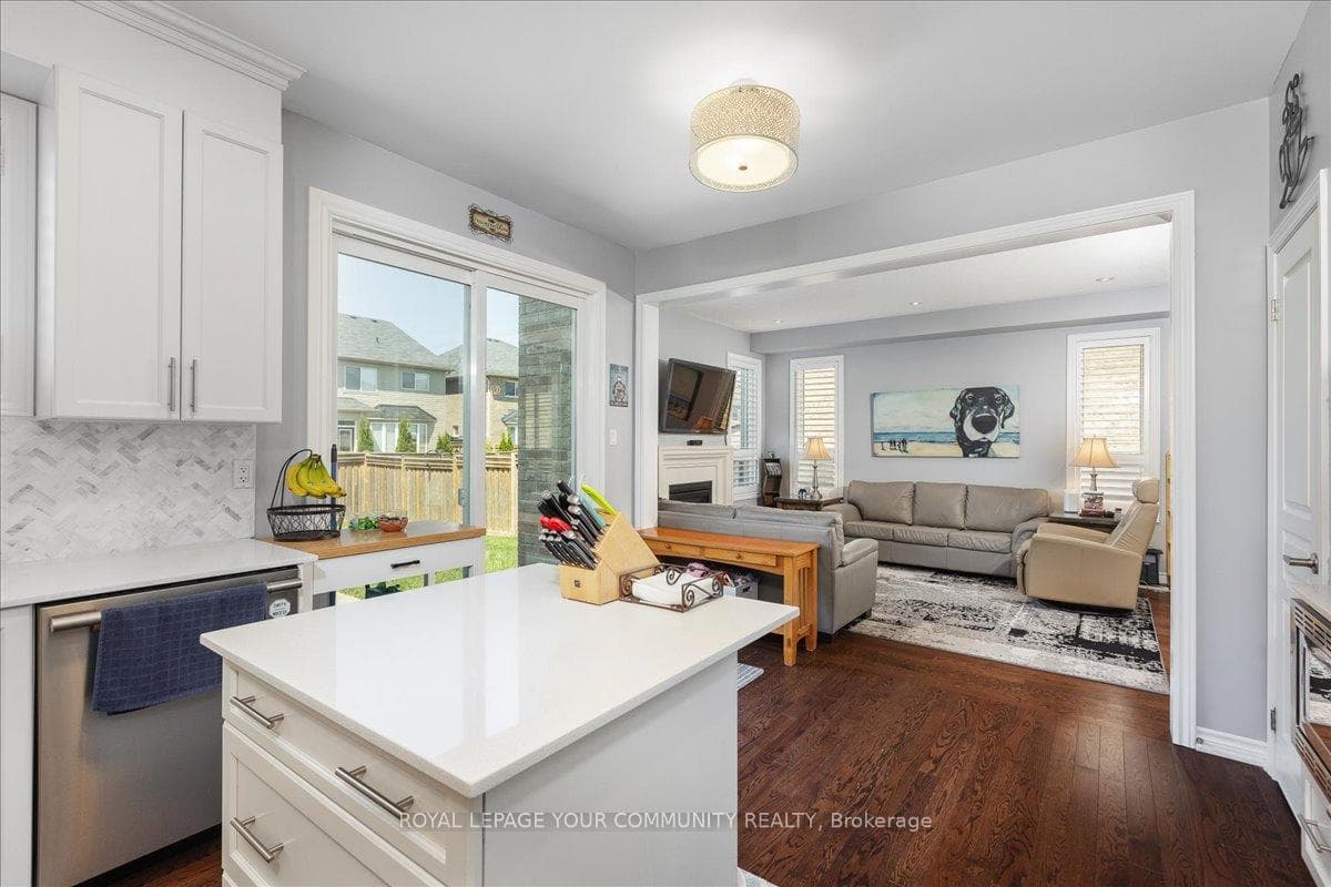 92 John Link Avenue photo 13