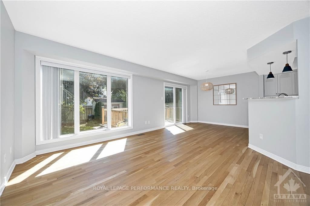 8 ARMAGH Way photo 7