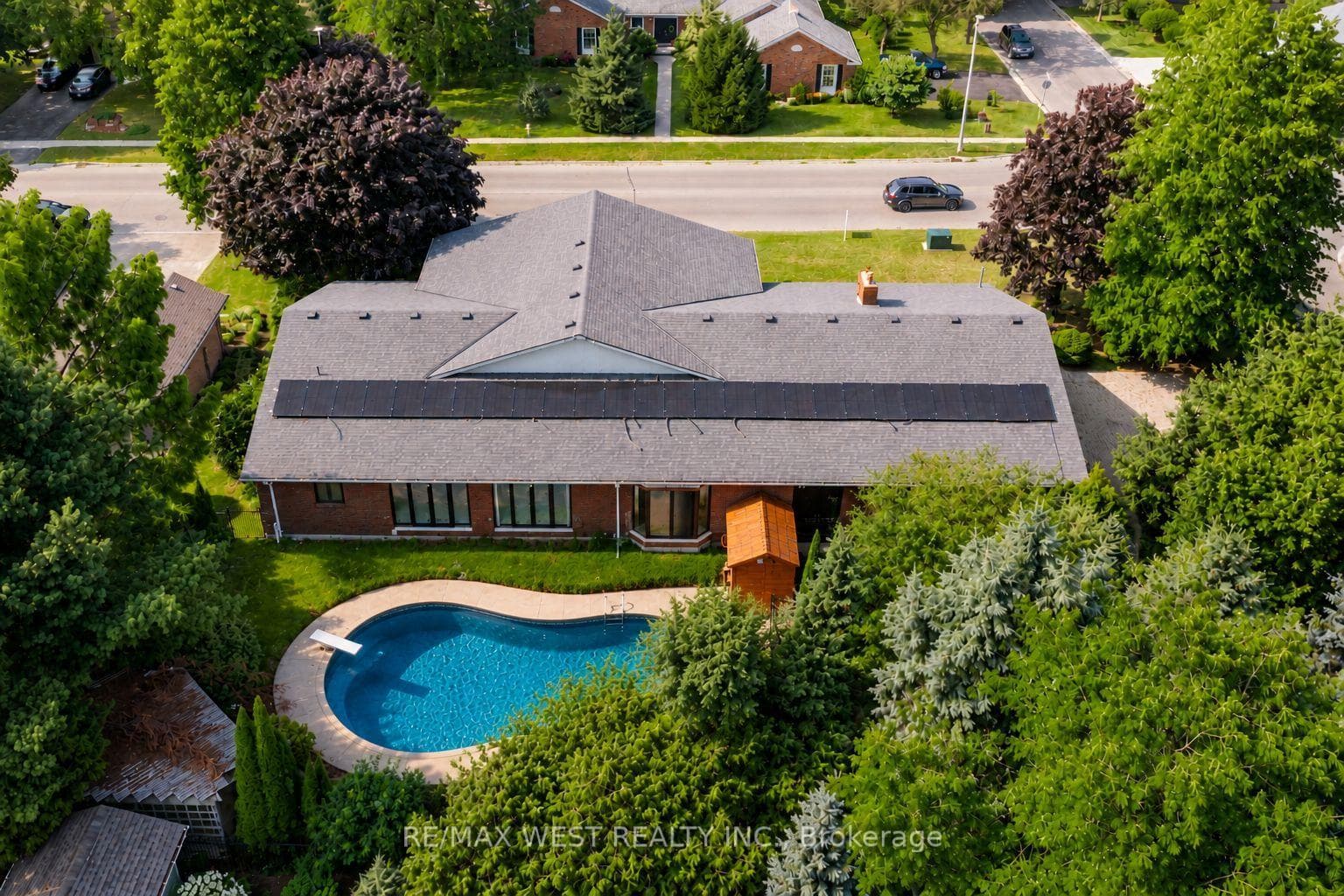 54 Lynndale Road photo 44