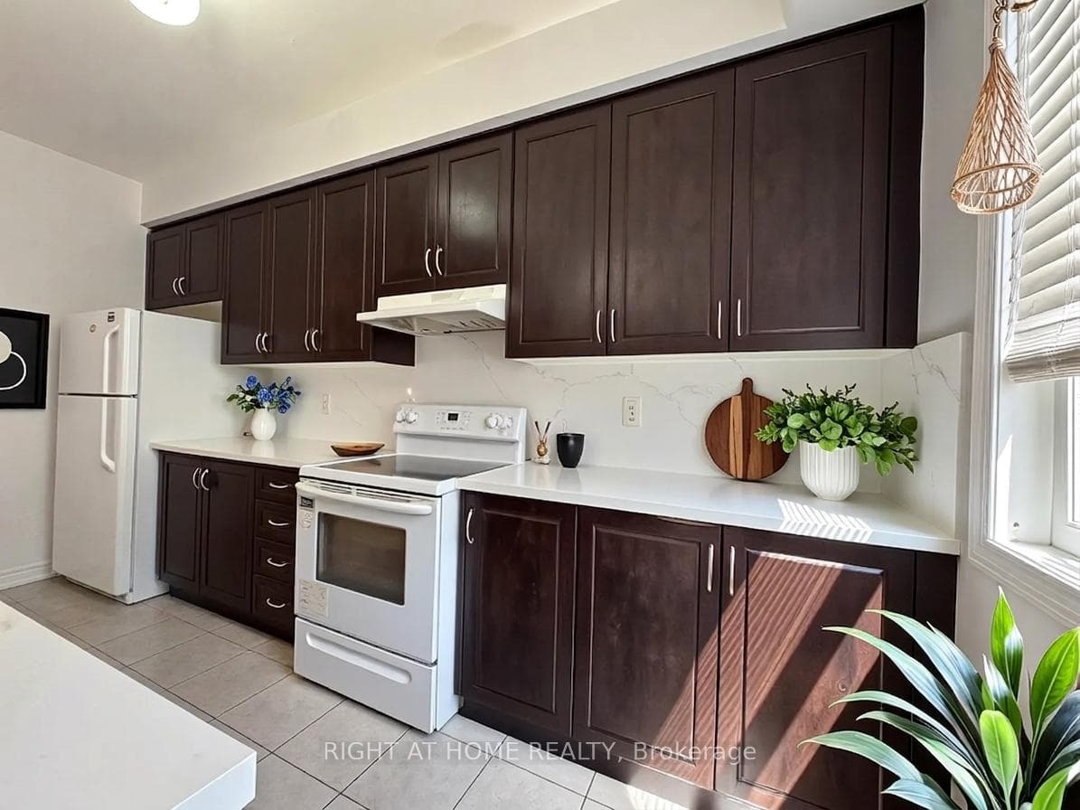 Virtual Staging - Kitchen