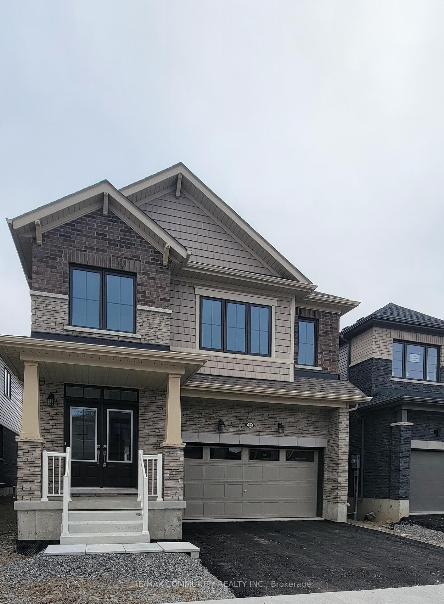 22 Heritage Way photo 1