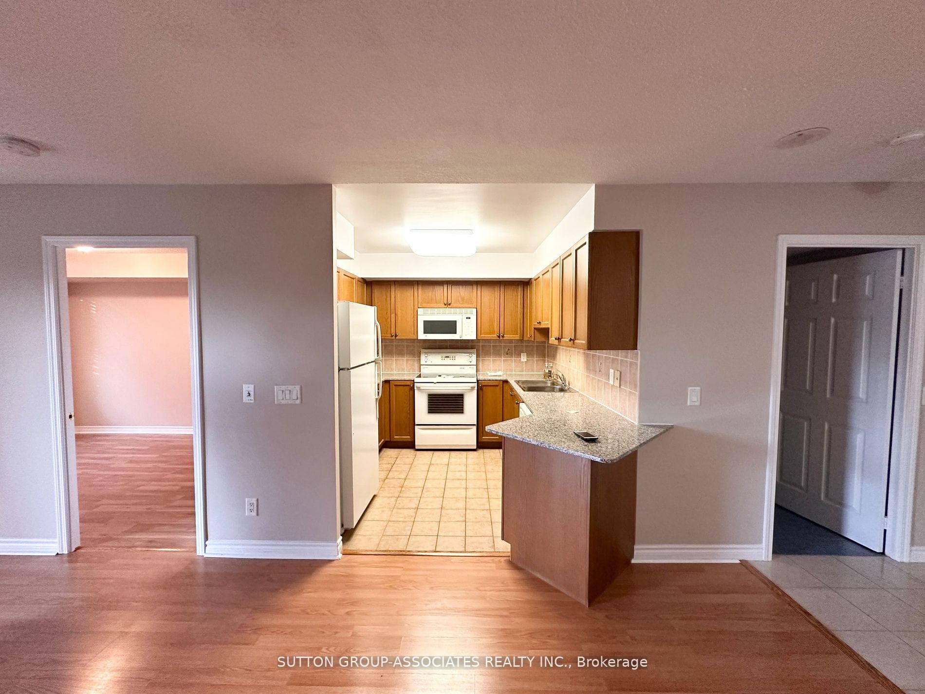 1730 Eglinton Avenue Unit 301 photo 8