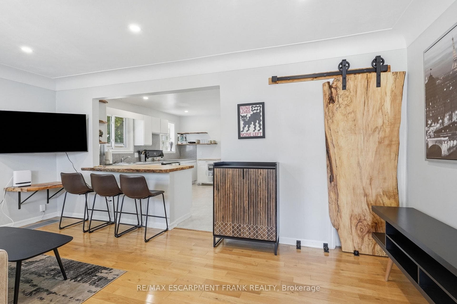 95 East 18th Street Unit 1 photo 5