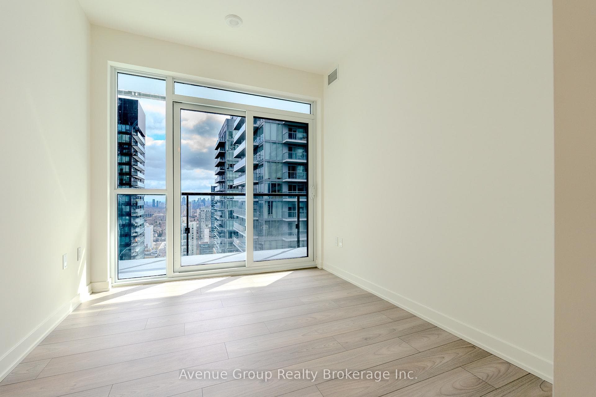 110 Broadway Avenue Unit 2902S photo 10