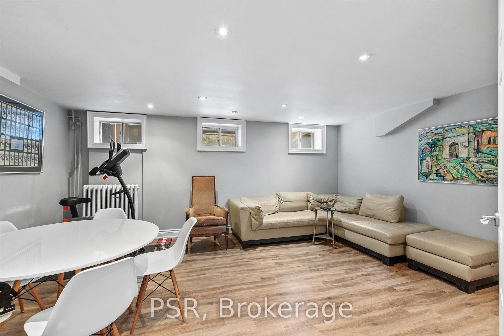 31 Clarendon Avenue photo 20