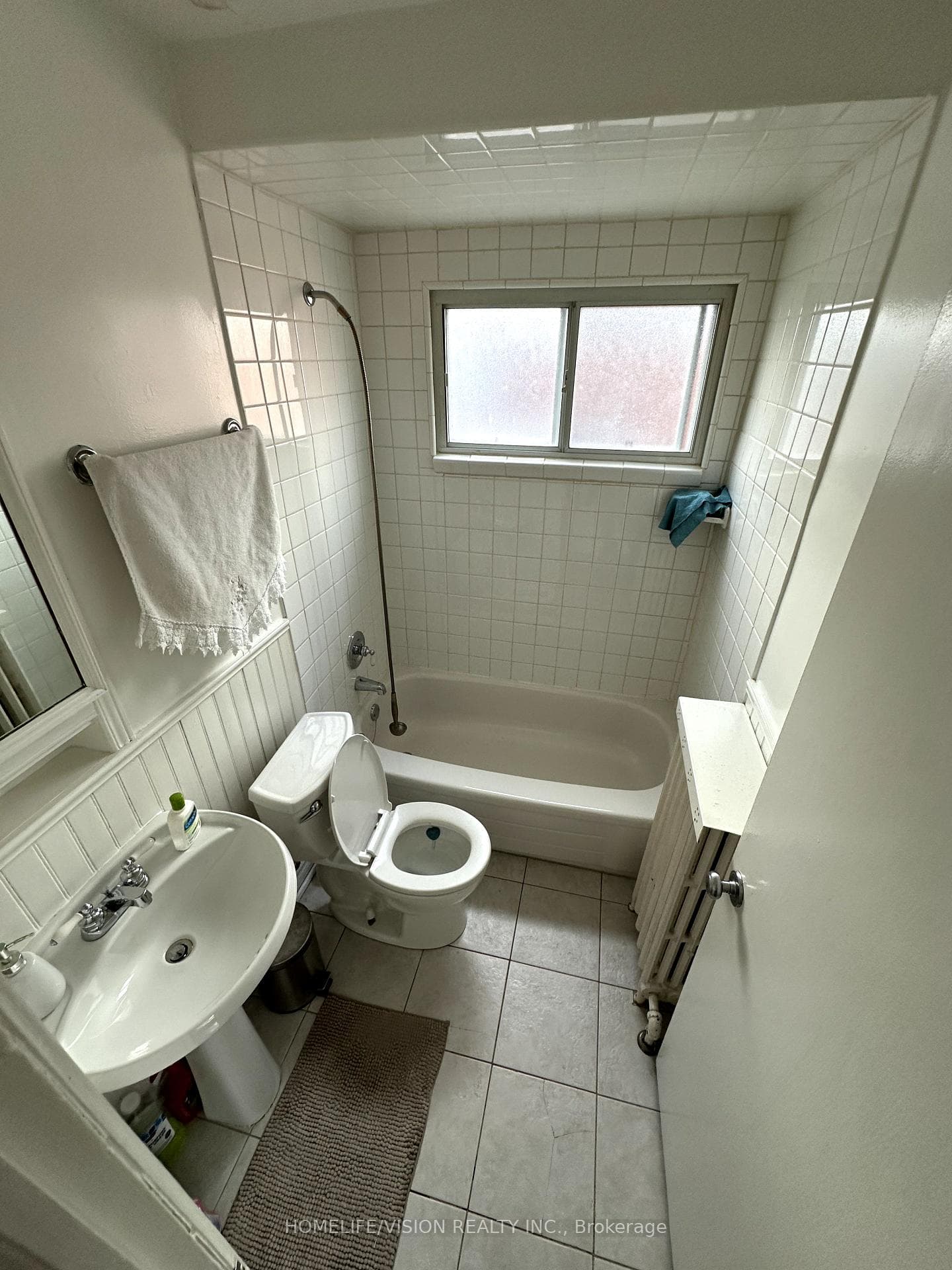 29 Glencrest Boulevard photo 19