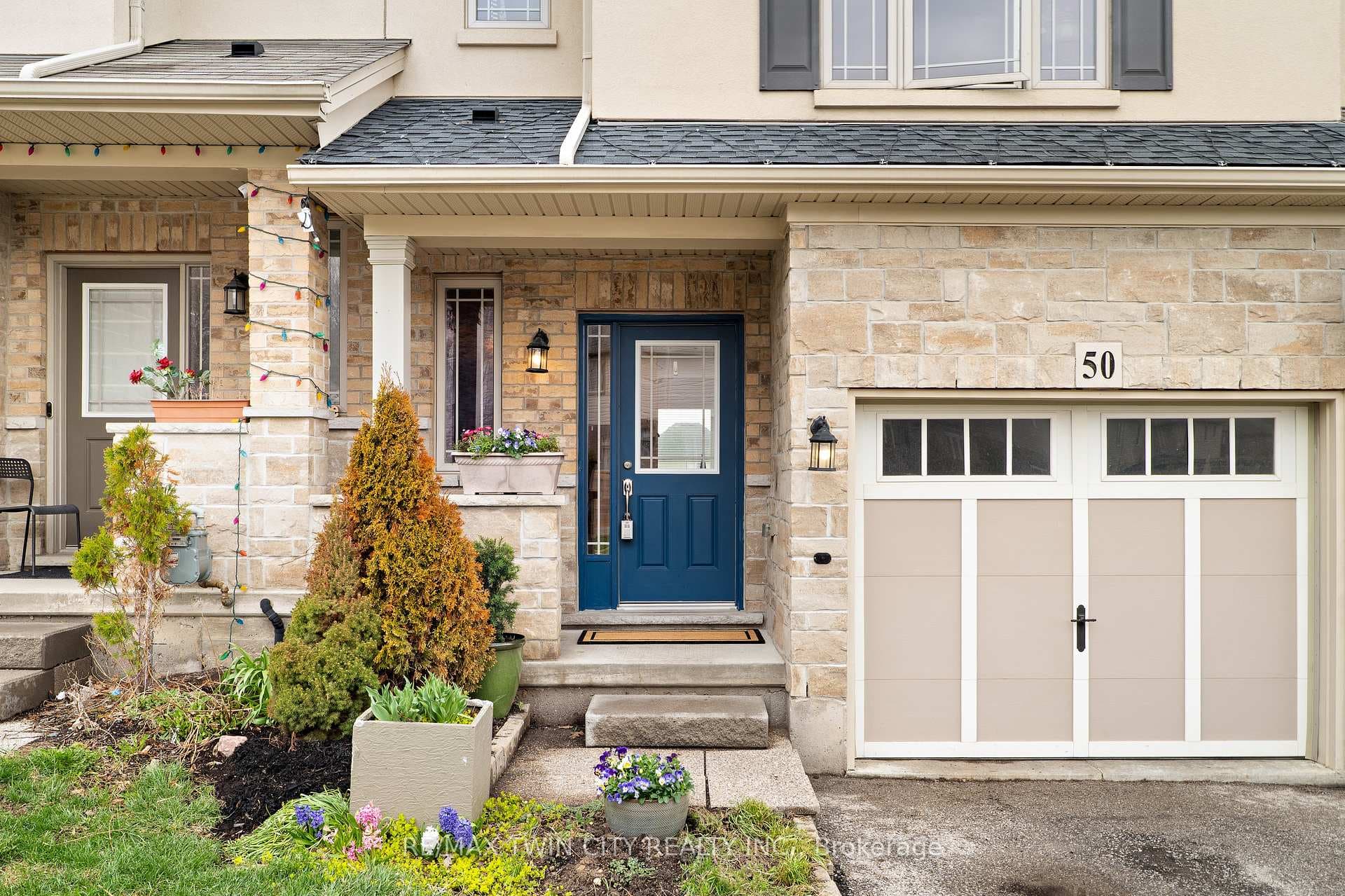 50 Greenwater Street photo 3