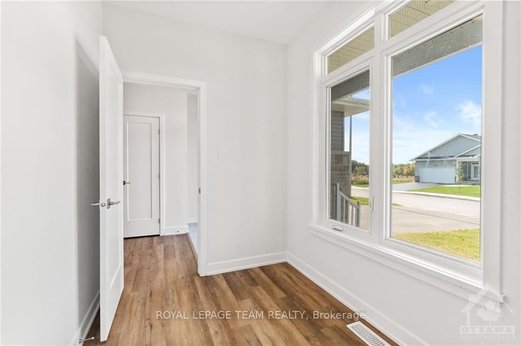 303 WOOD Avenue photo 14