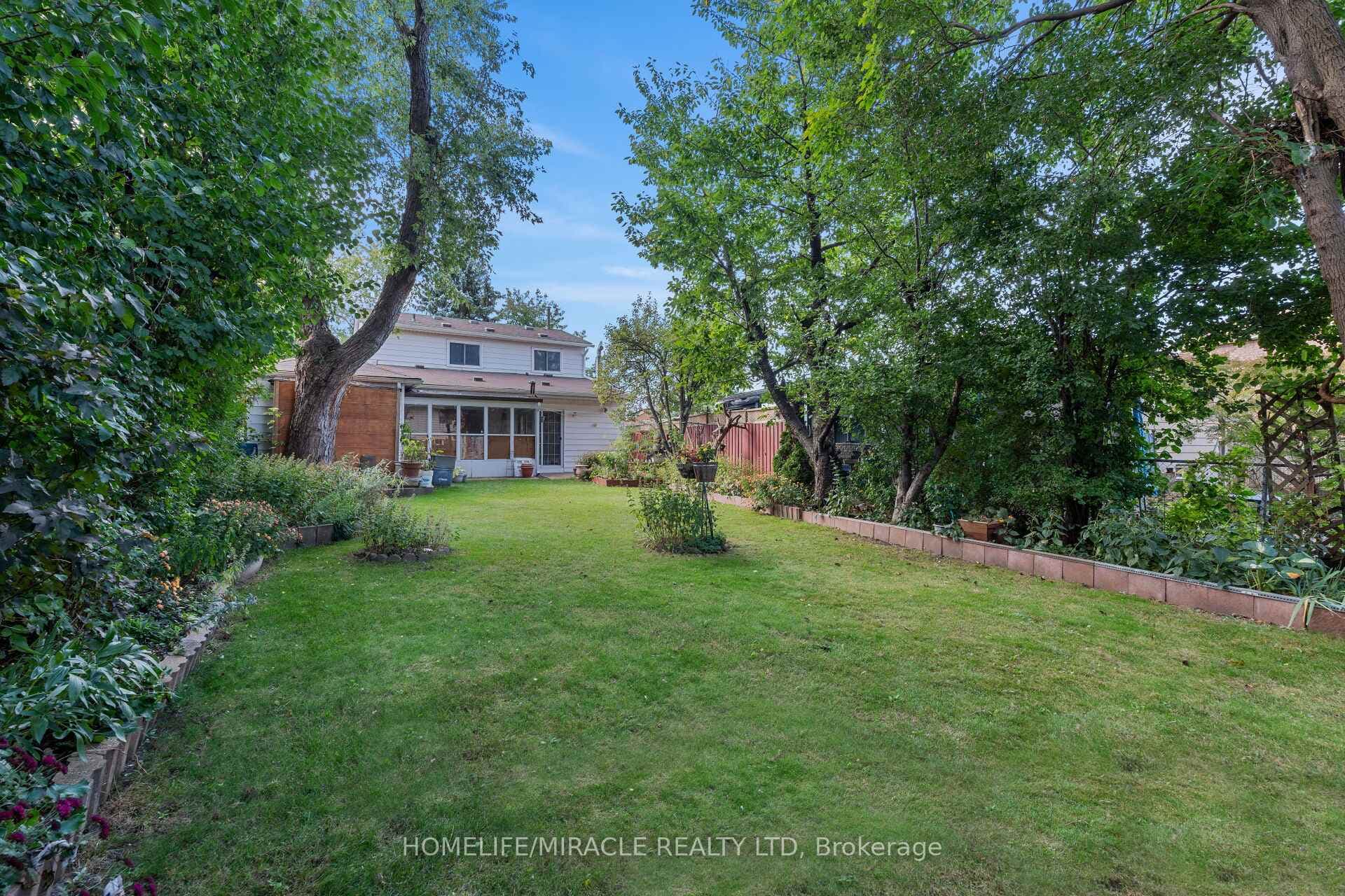 18 Snowball Crescent photo 17
