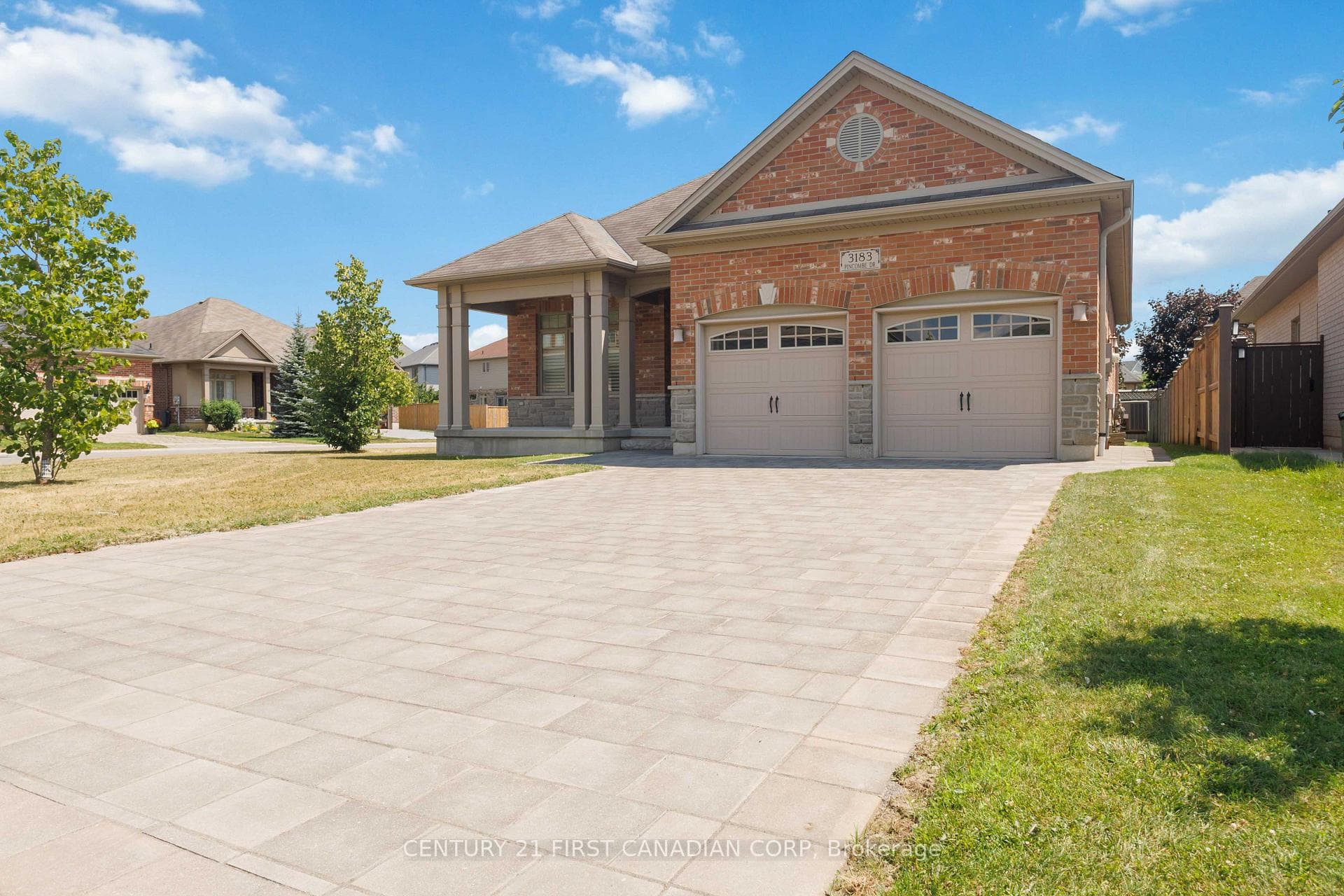 3183 Pincombe Drive photo 1