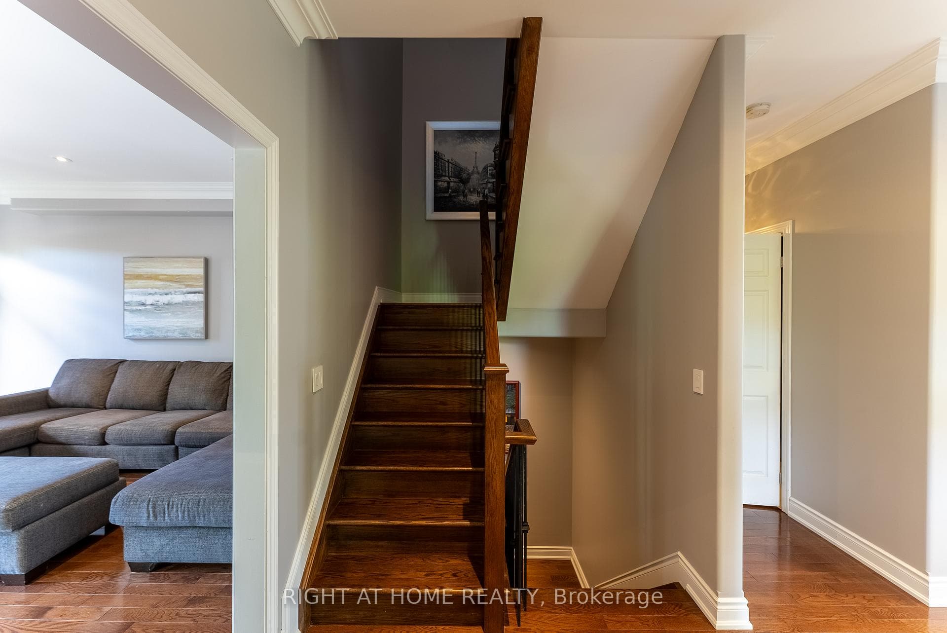 1660 Moyer Avenue photo 23