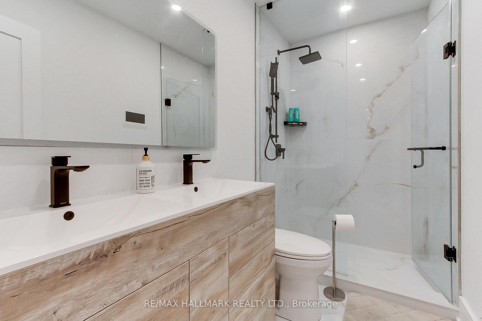 185 Acton Avenue photo 23