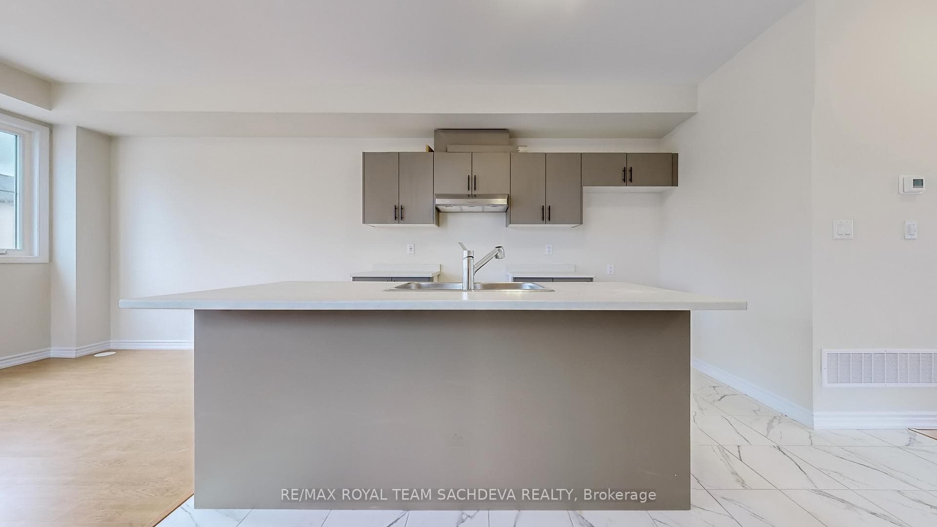 2 Malone Lane photo 16