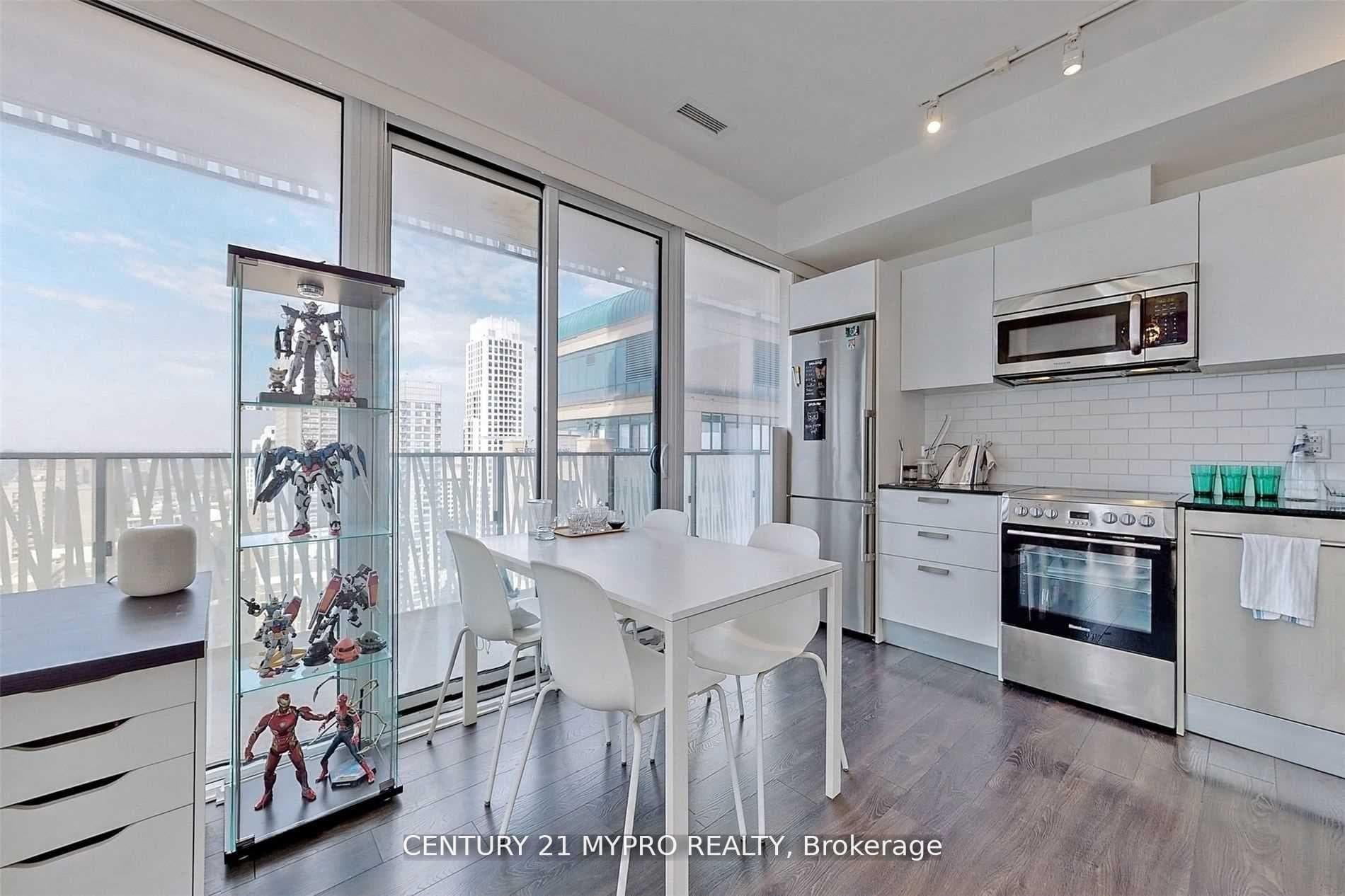 42 Charles Street Unit 3204 photo 8