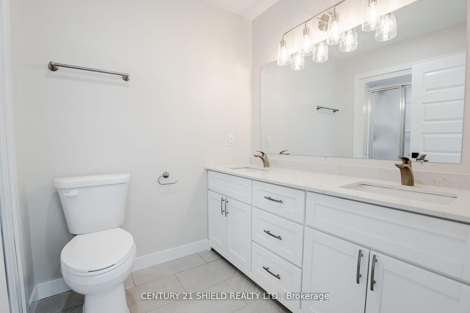 6 Erindale Lane photo 22