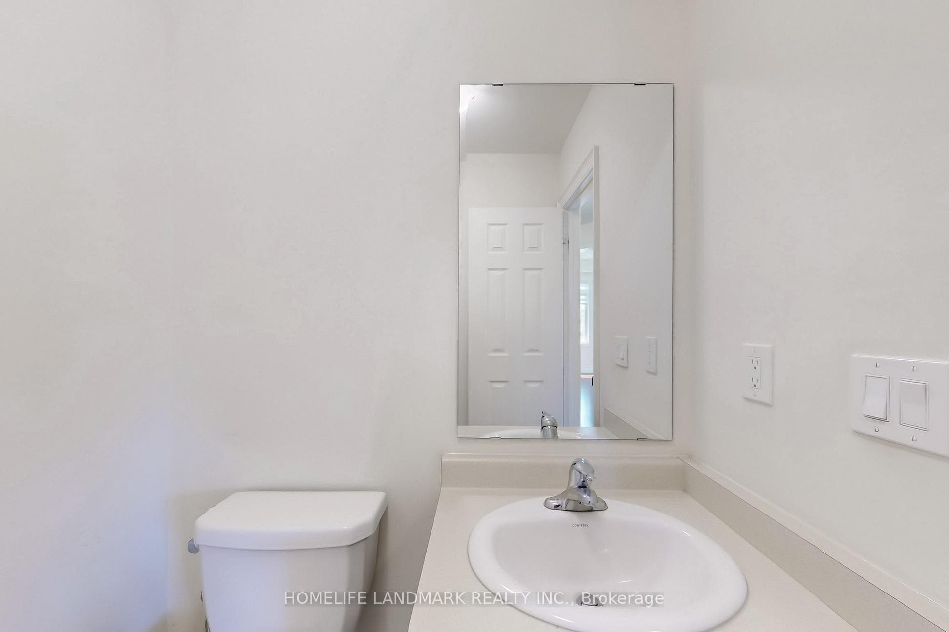 1533 Devine Point photo 49