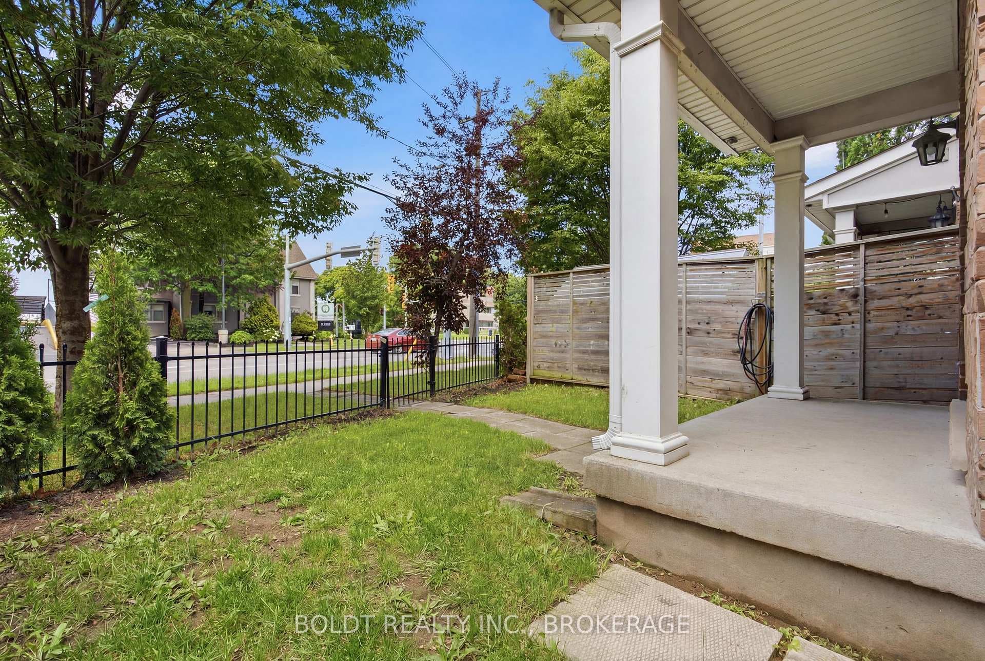 41 Durksen Drive photo 31