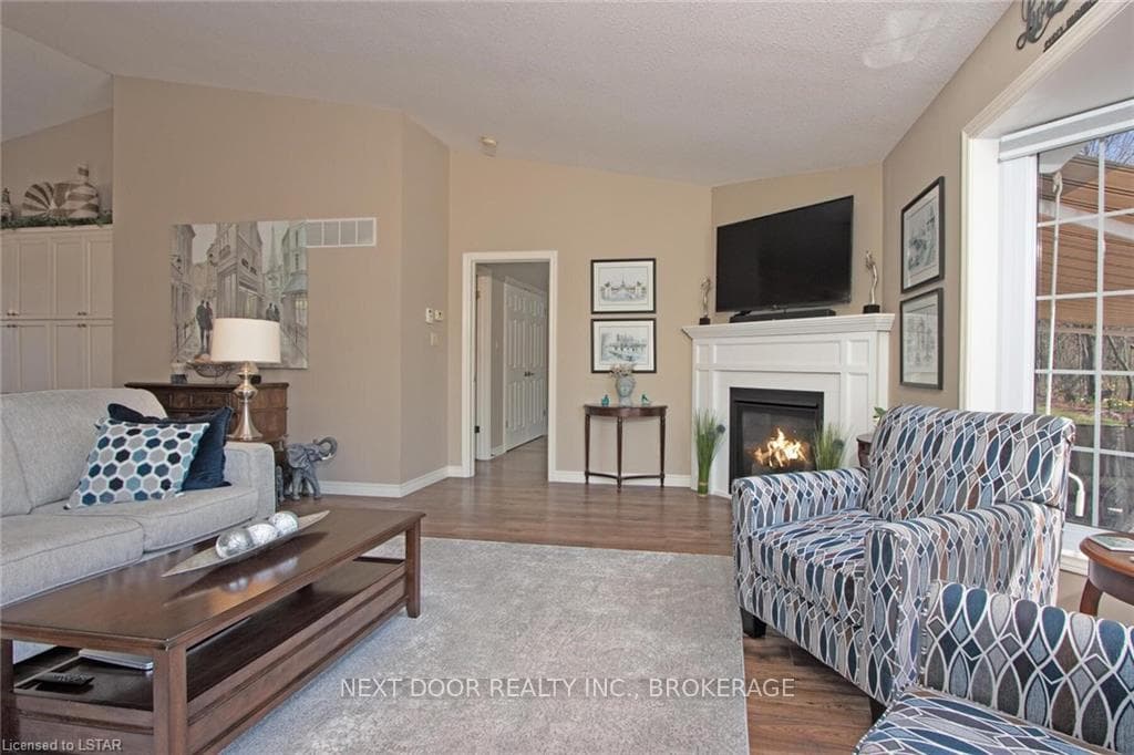 322 WYLDWOOD Lane photo 8