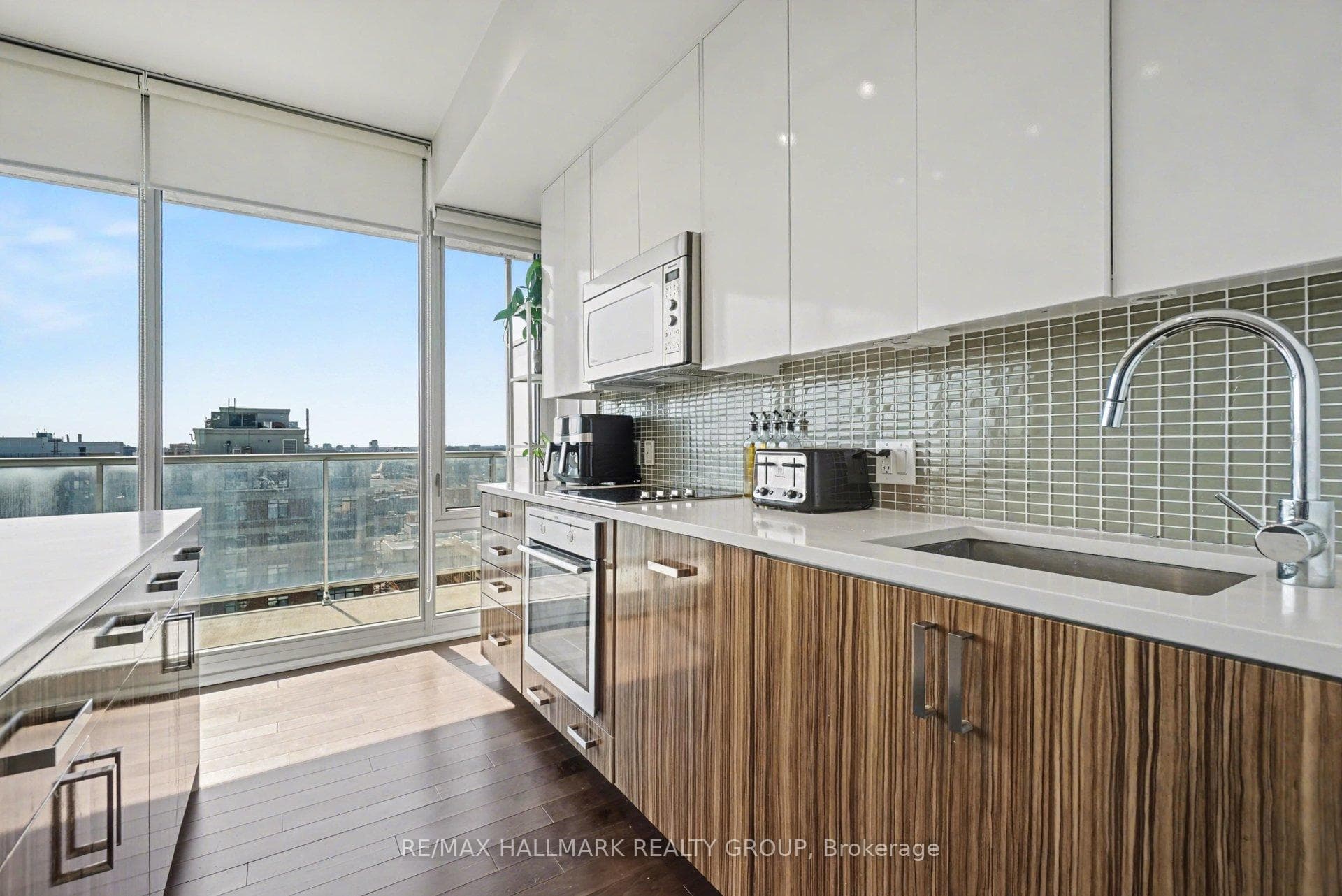 300 Lisgar Street Unit 1208 photo 9