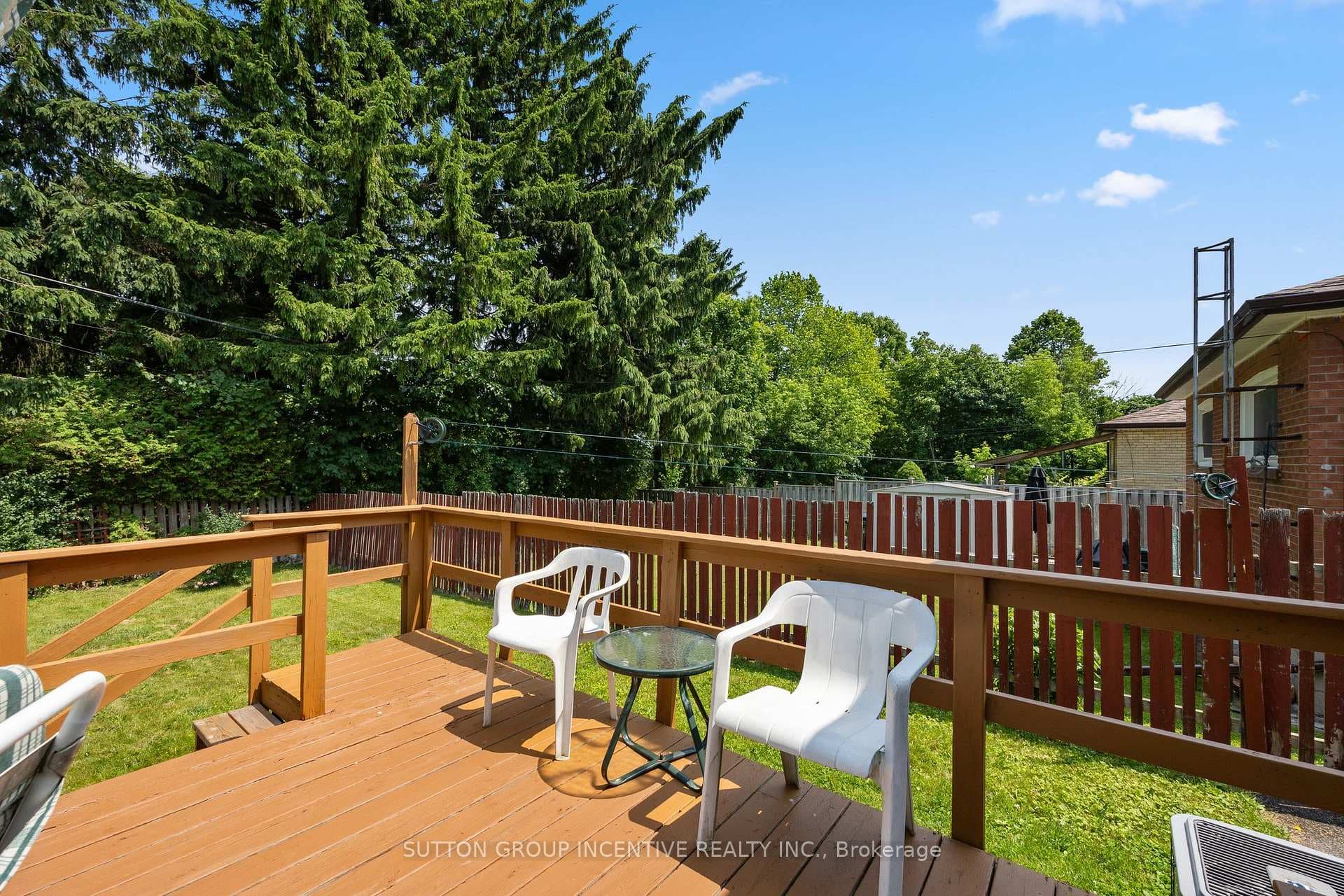 92 Blakemanor Boulevard photo 7