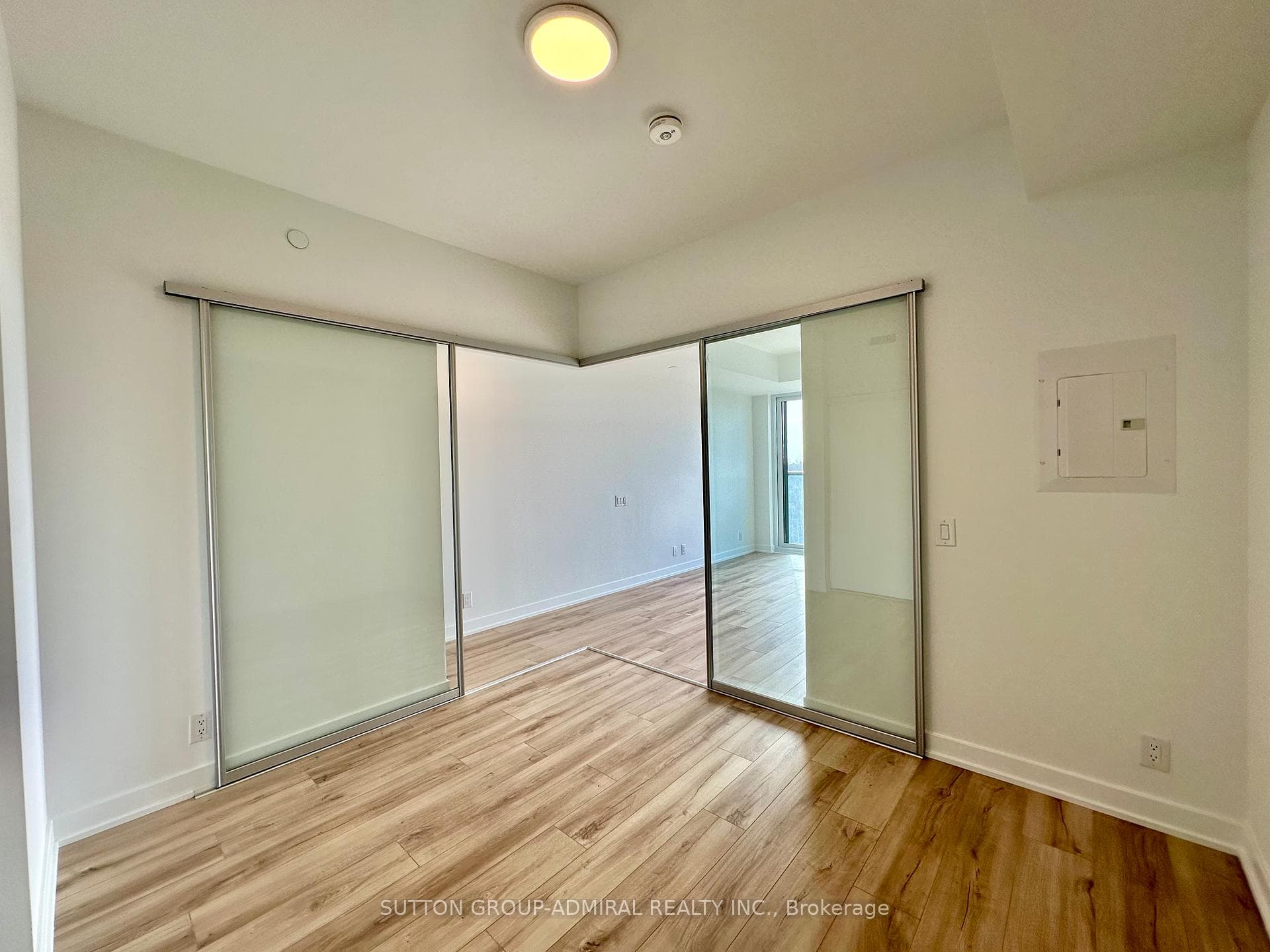 1660 Bloor Street Unit 1106 photo 10