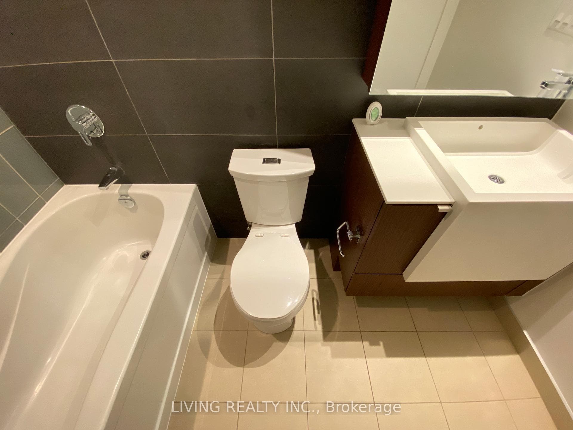 151 Dan Leckie Way Unit 208 photo 15