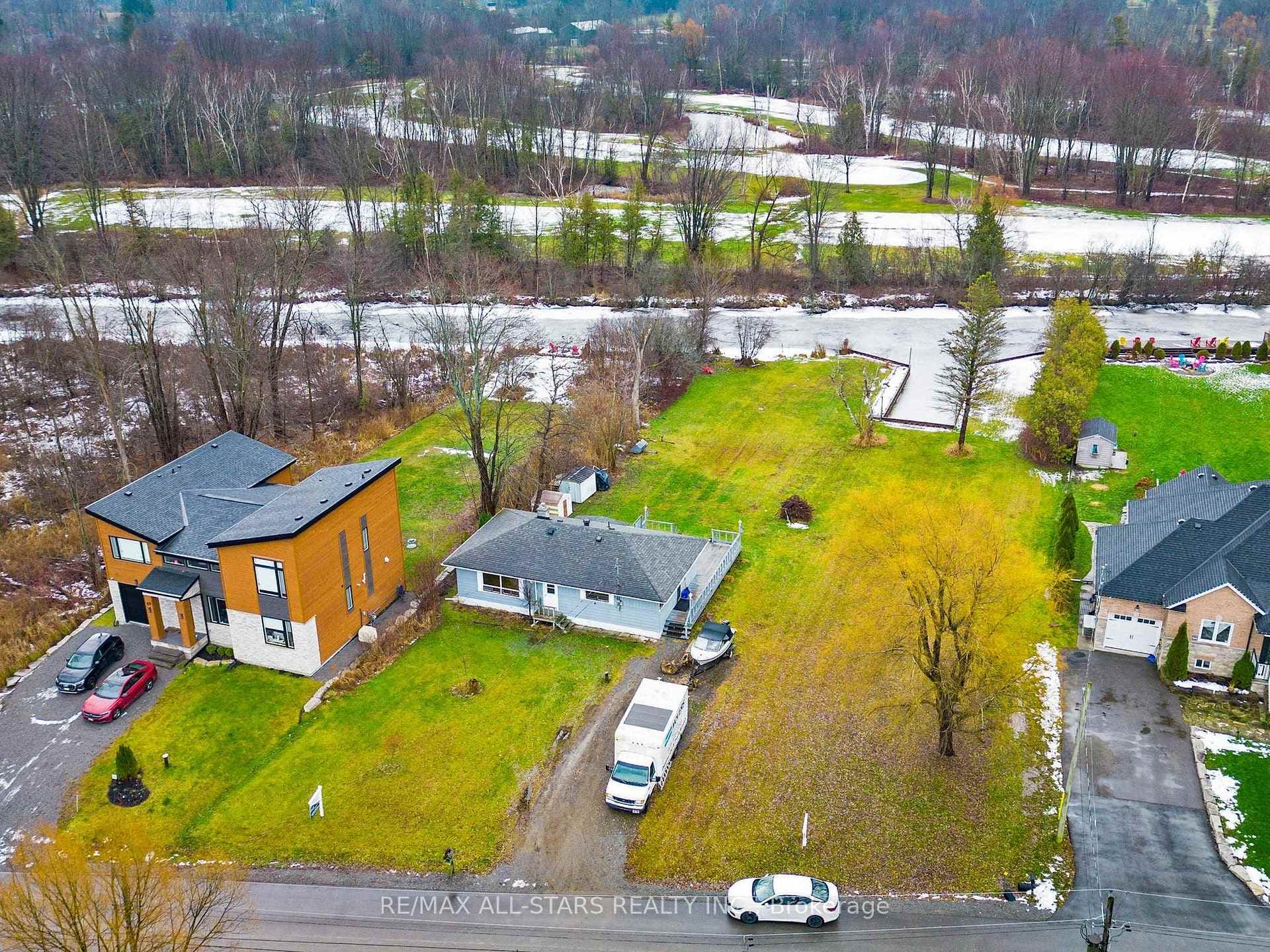 67 Irving Drive photo 27