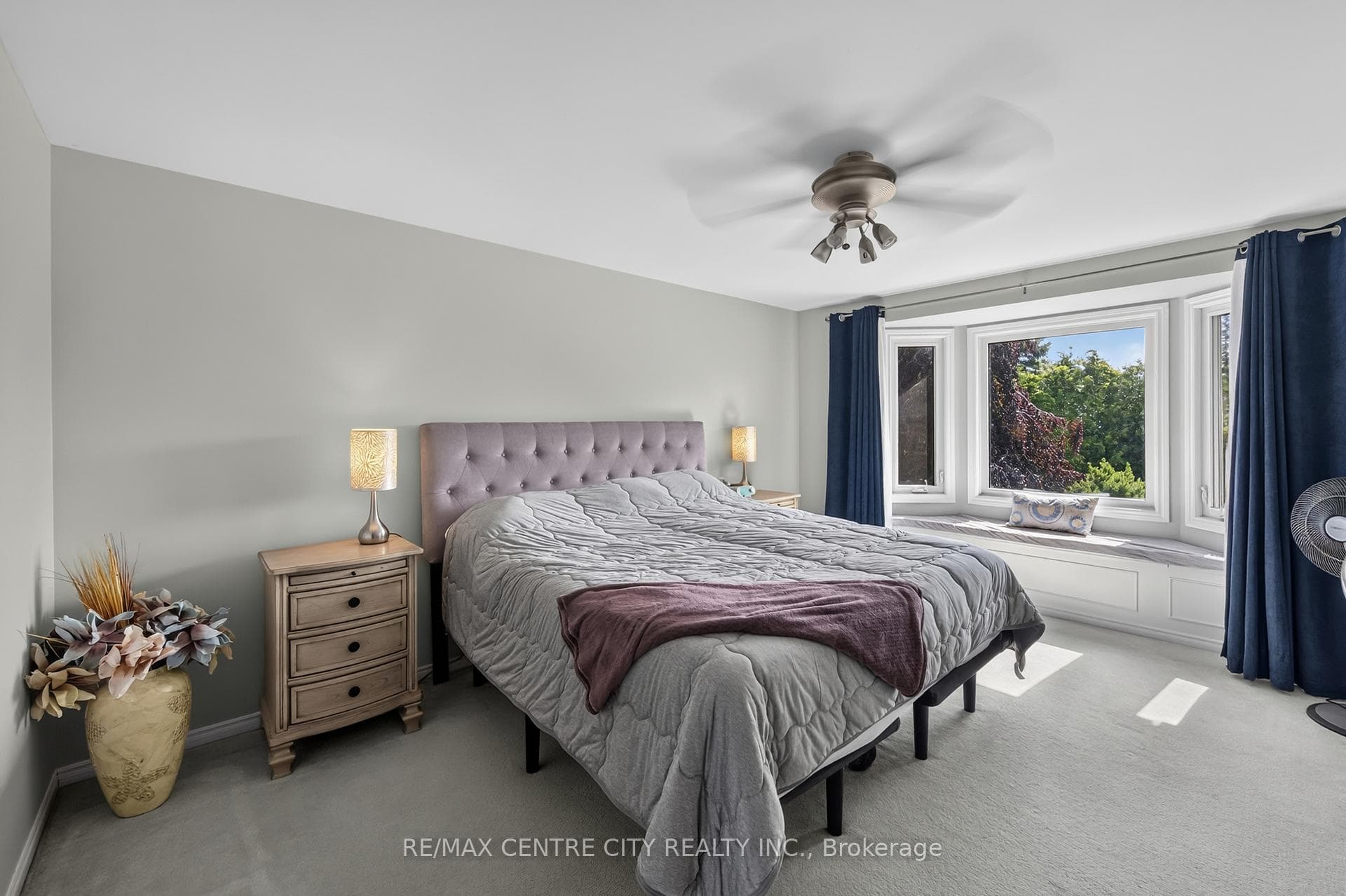 15 Cavanaugh Crescent photo 31