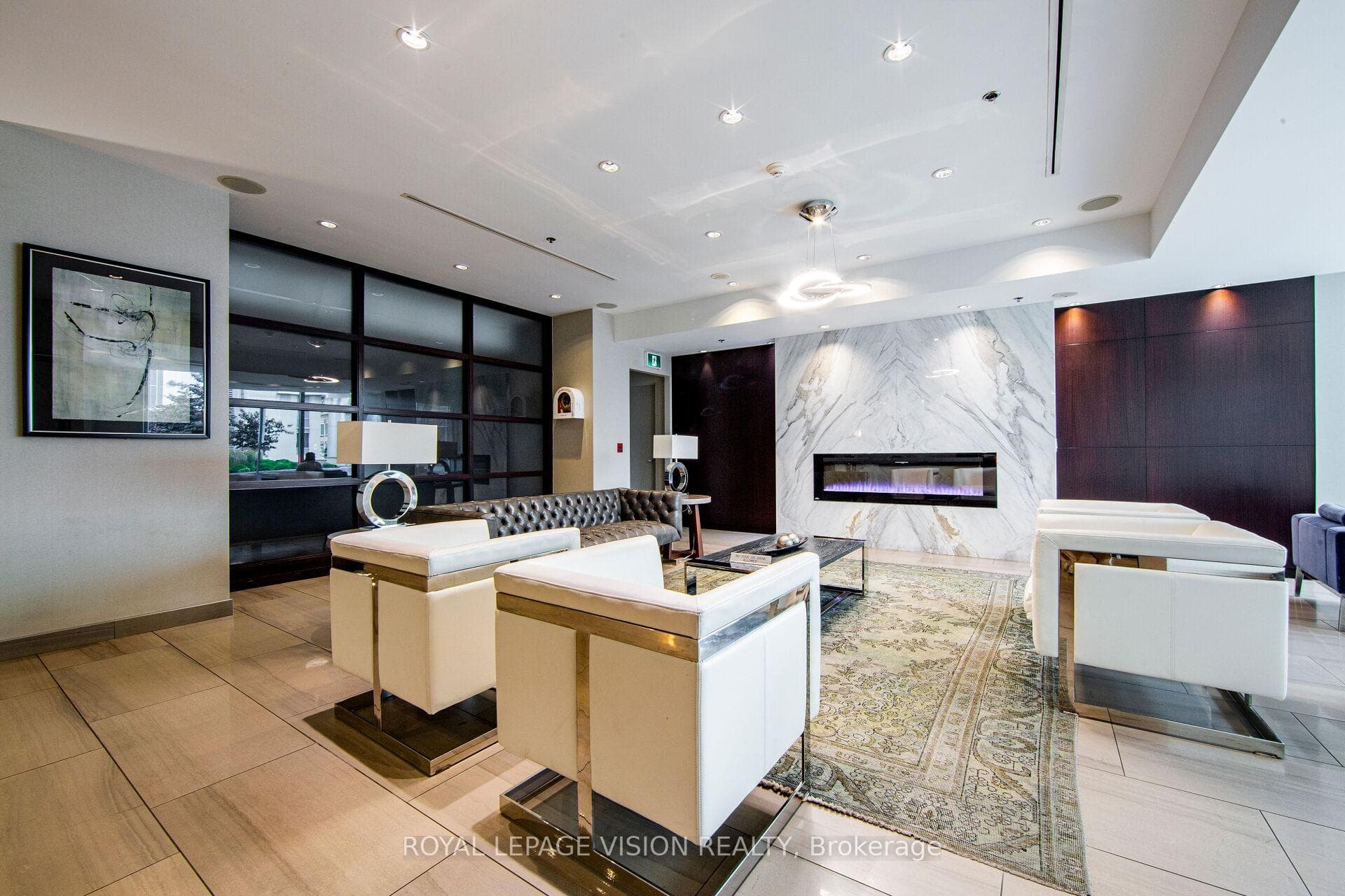 38 Lee Centre Drive Unit 1515 photo 4