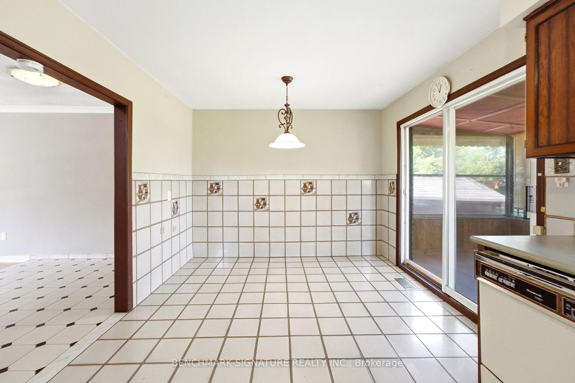 51 Baybrook Crescent photo 18