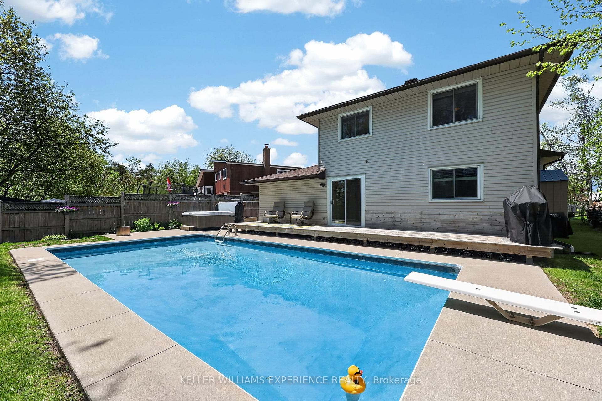 5 Atwood Court photo 28