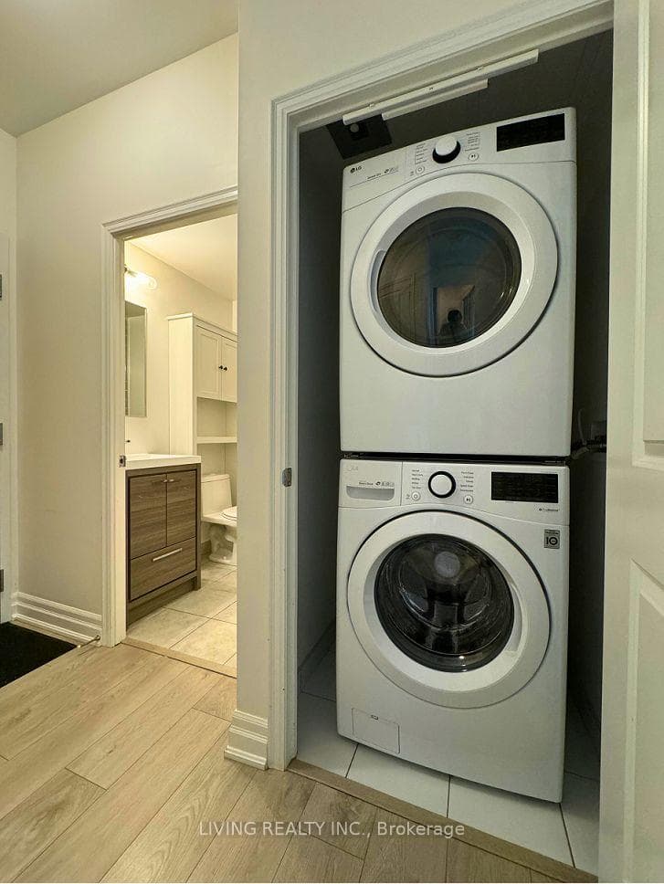 8 Rouge Valley Drive Unit 406 photo 6