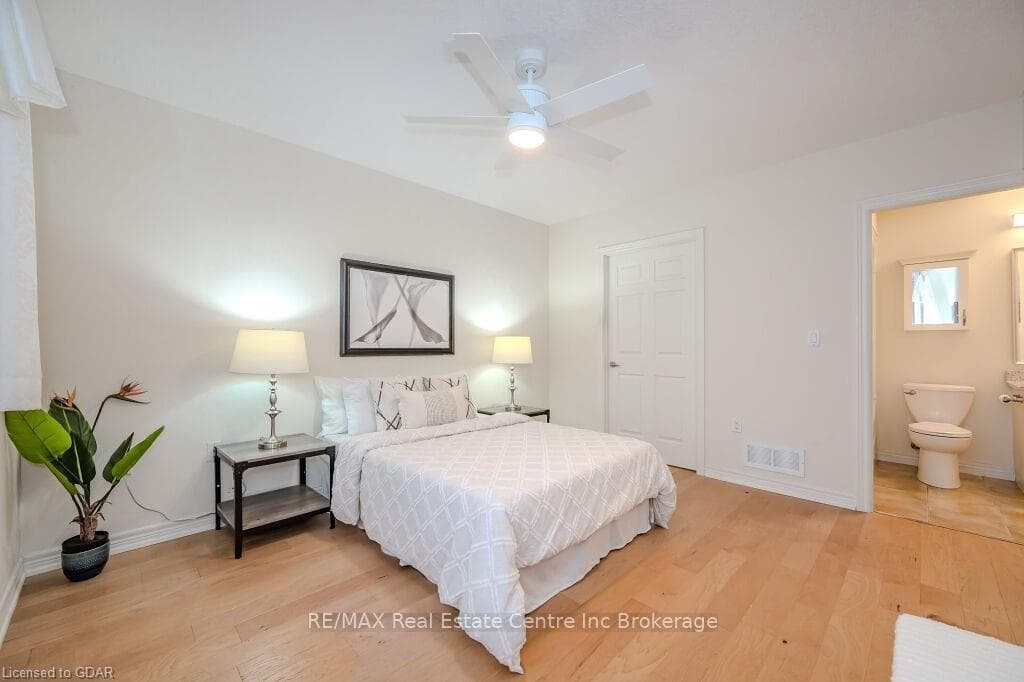 71 BAYBERRY Drive Unit D403 photo 10