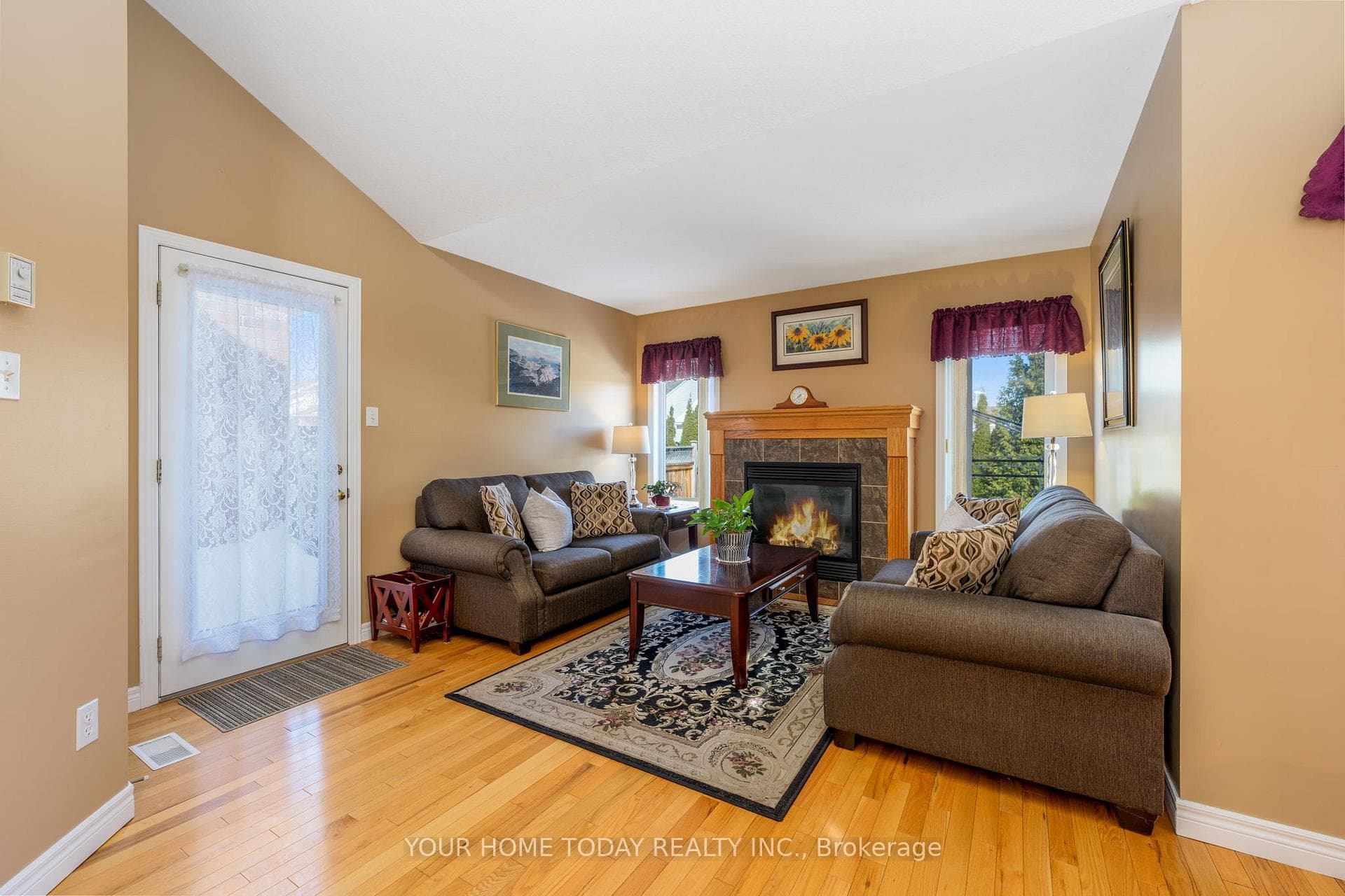 71 Doctor Moore Court photo 16