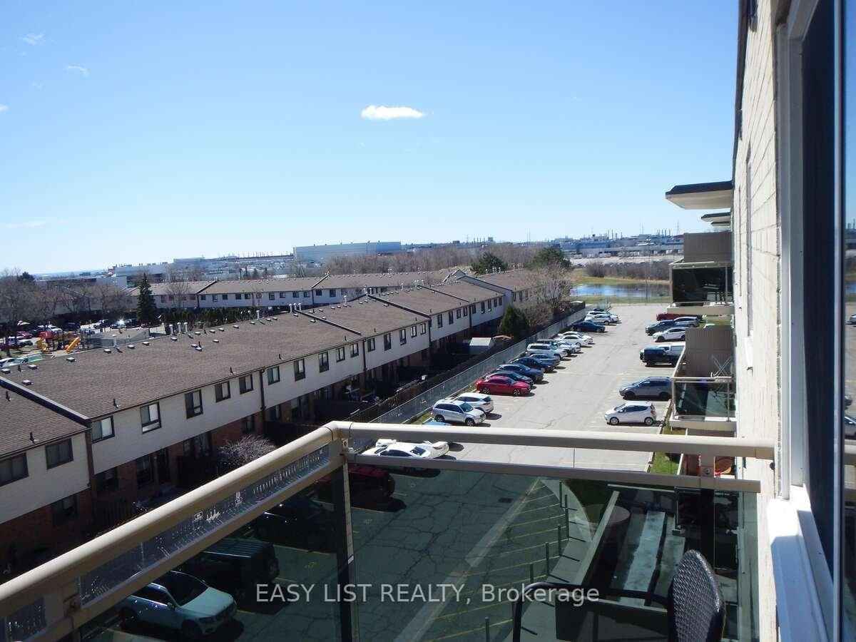 936 Glen Street Unit 516 photo 10