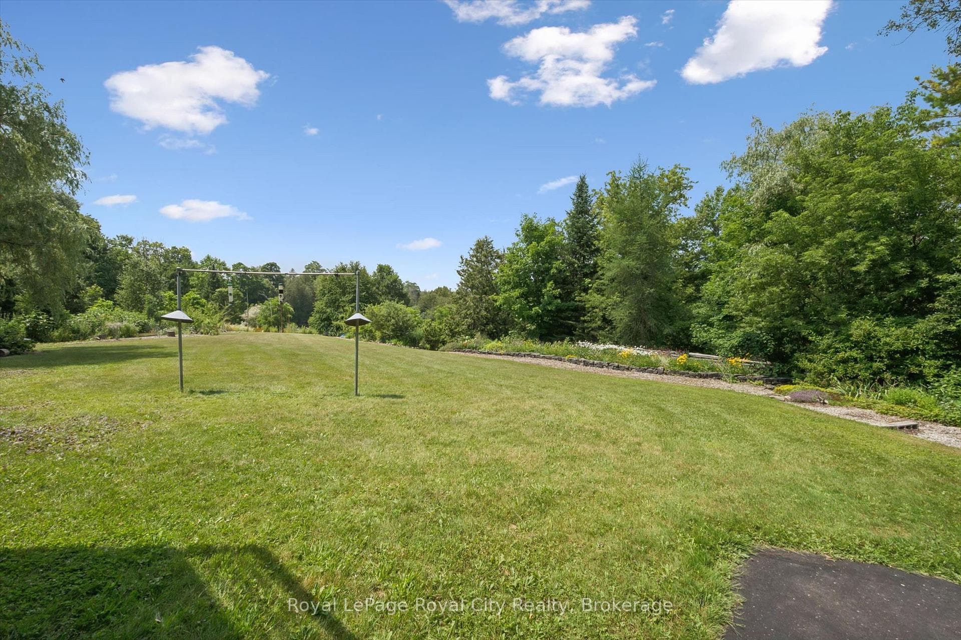 8060 Wellington 18 Road photo 42