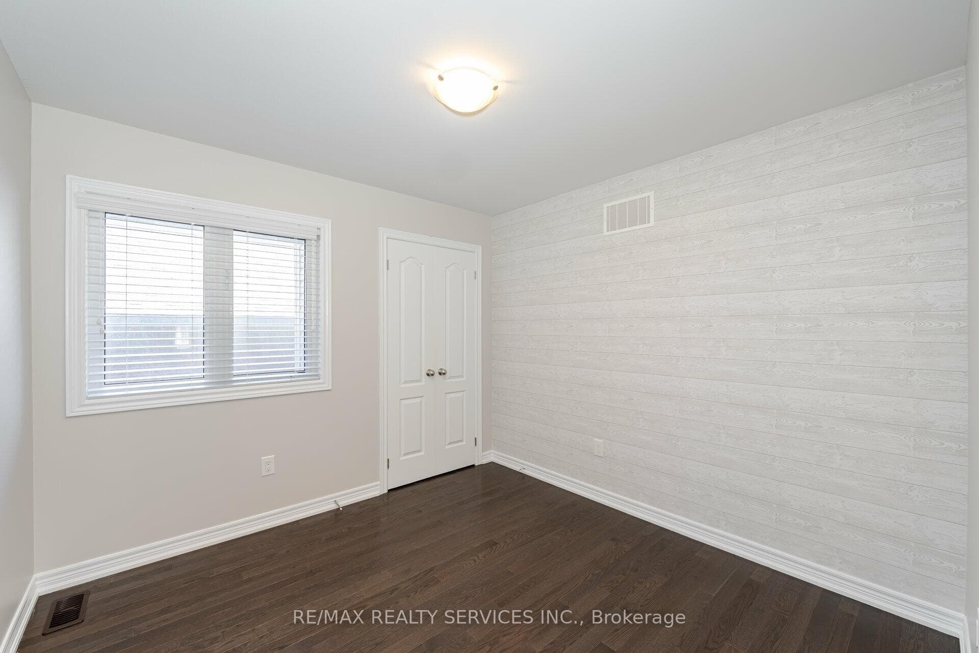 259 Bonnieglen Farm Boulevard photo 33