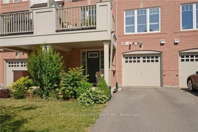 765 Challinor Terrace photo 2