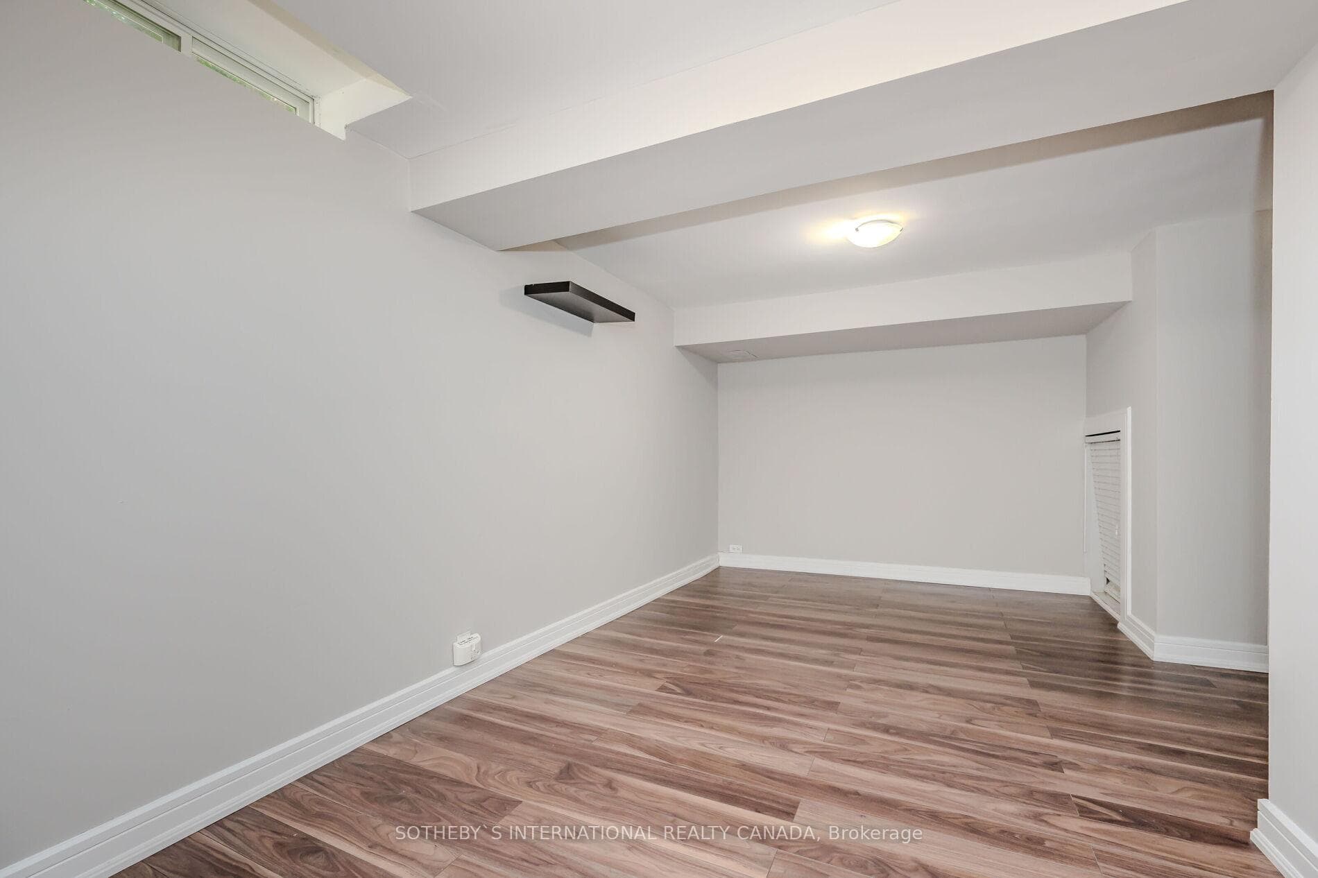 30 Heslop Road Unit 25 photo 24