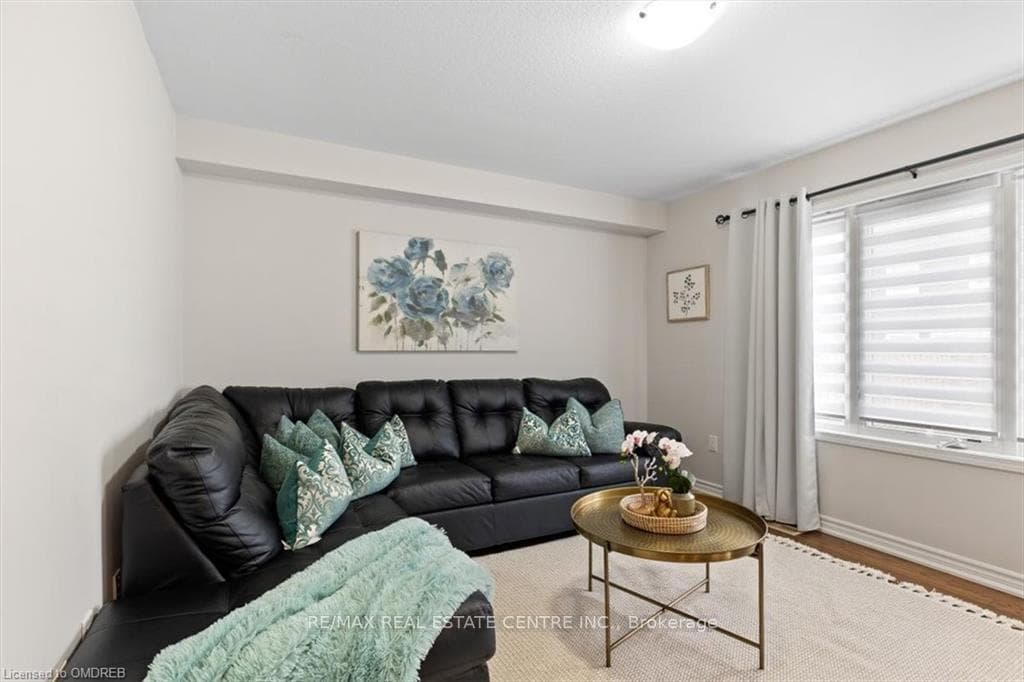47 Postmaster Drive photo 12
