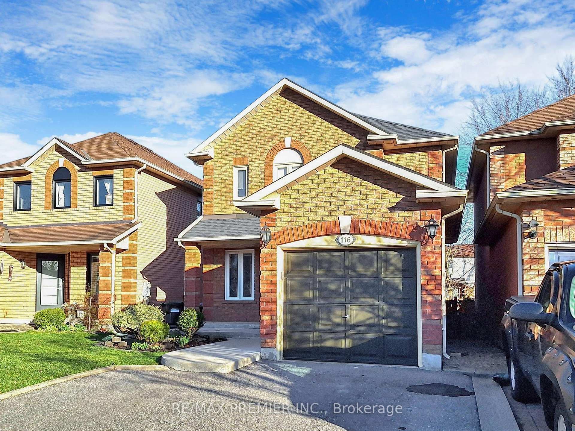 116 Hudson Crescent photo 2