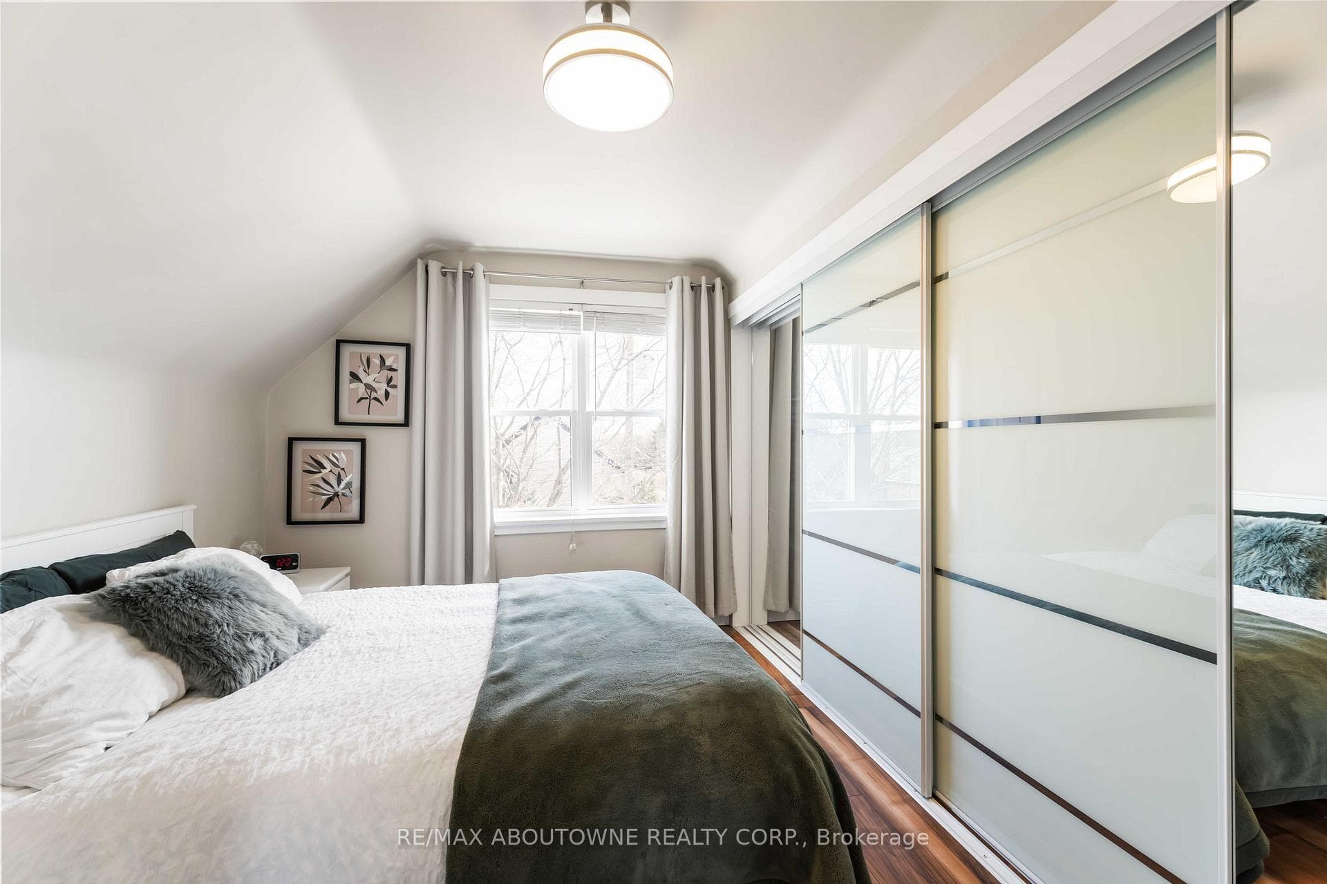 54 Weir Street photo 21
