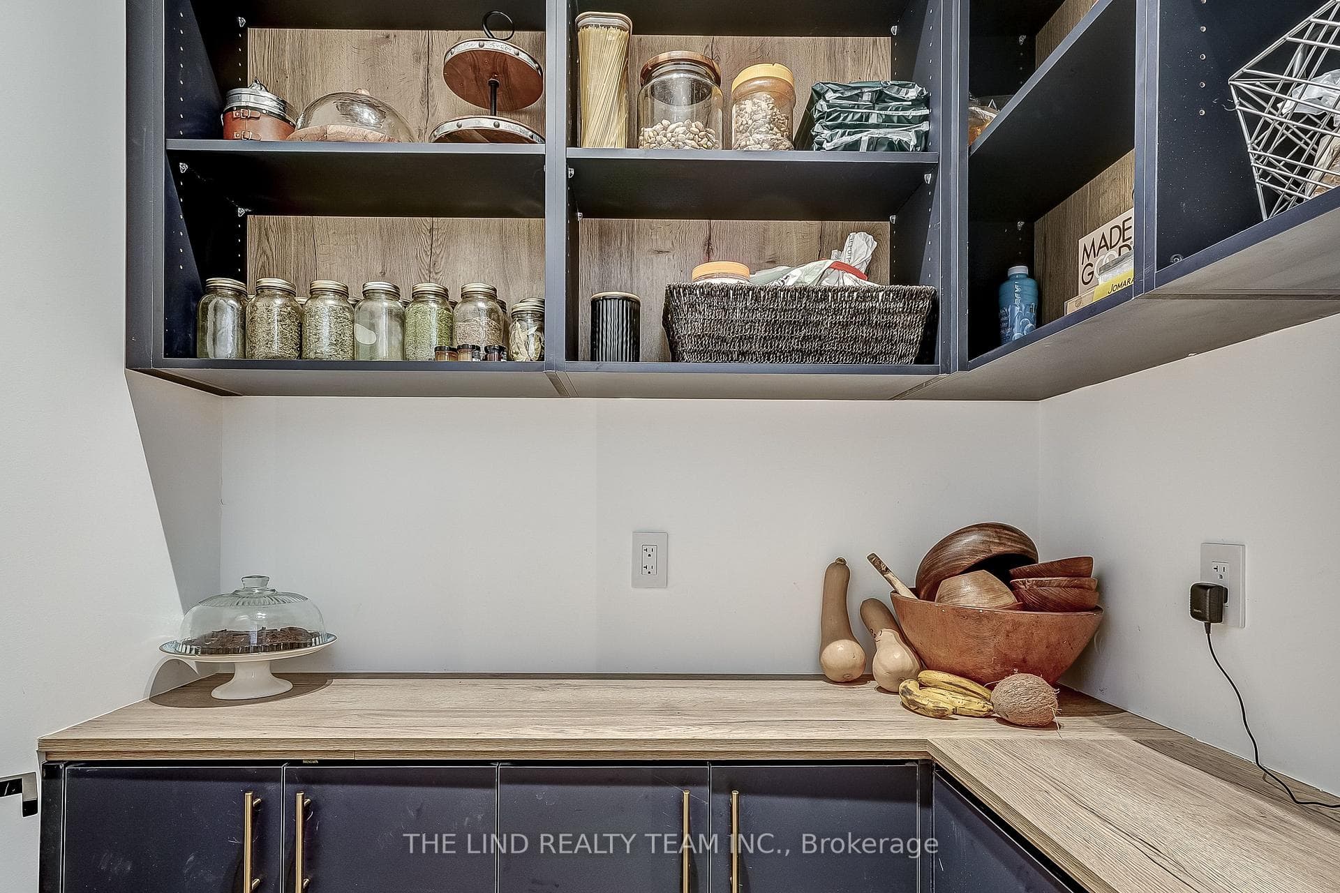 140 Temperance Street photo 13