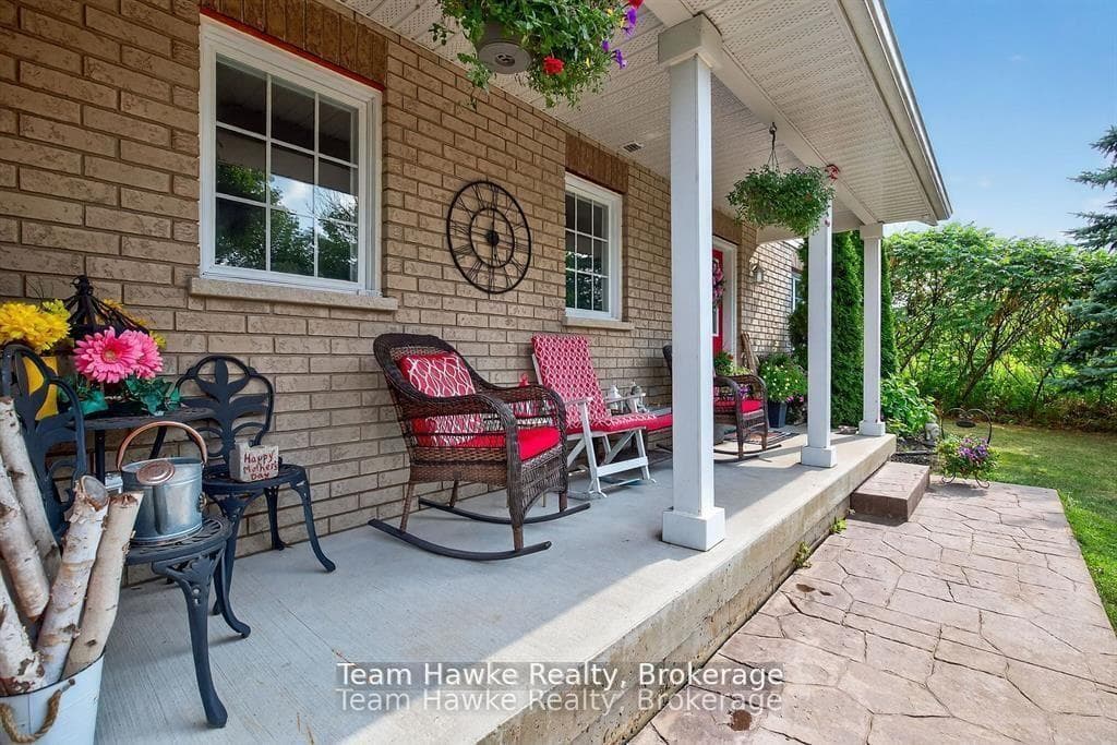 29 BOYD Crescent photo 3